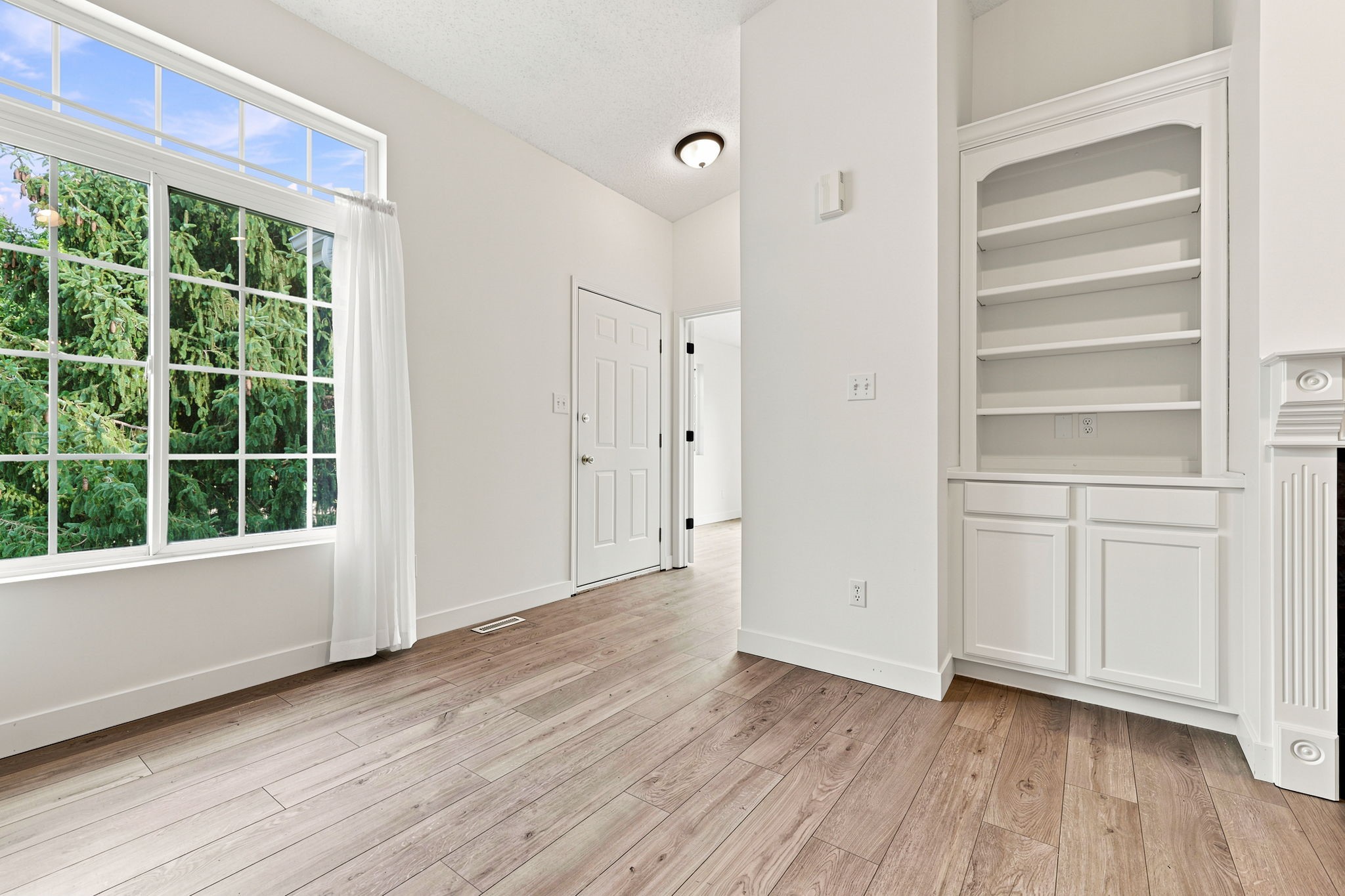12527 Douglas Parkway Property Photo 4