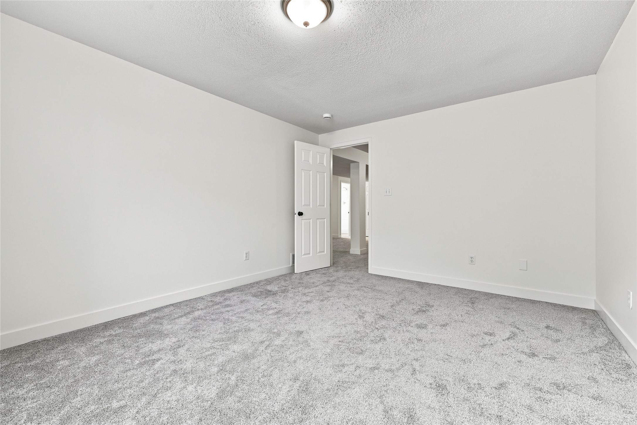 12527 Douglas Parkway Property Photo 21