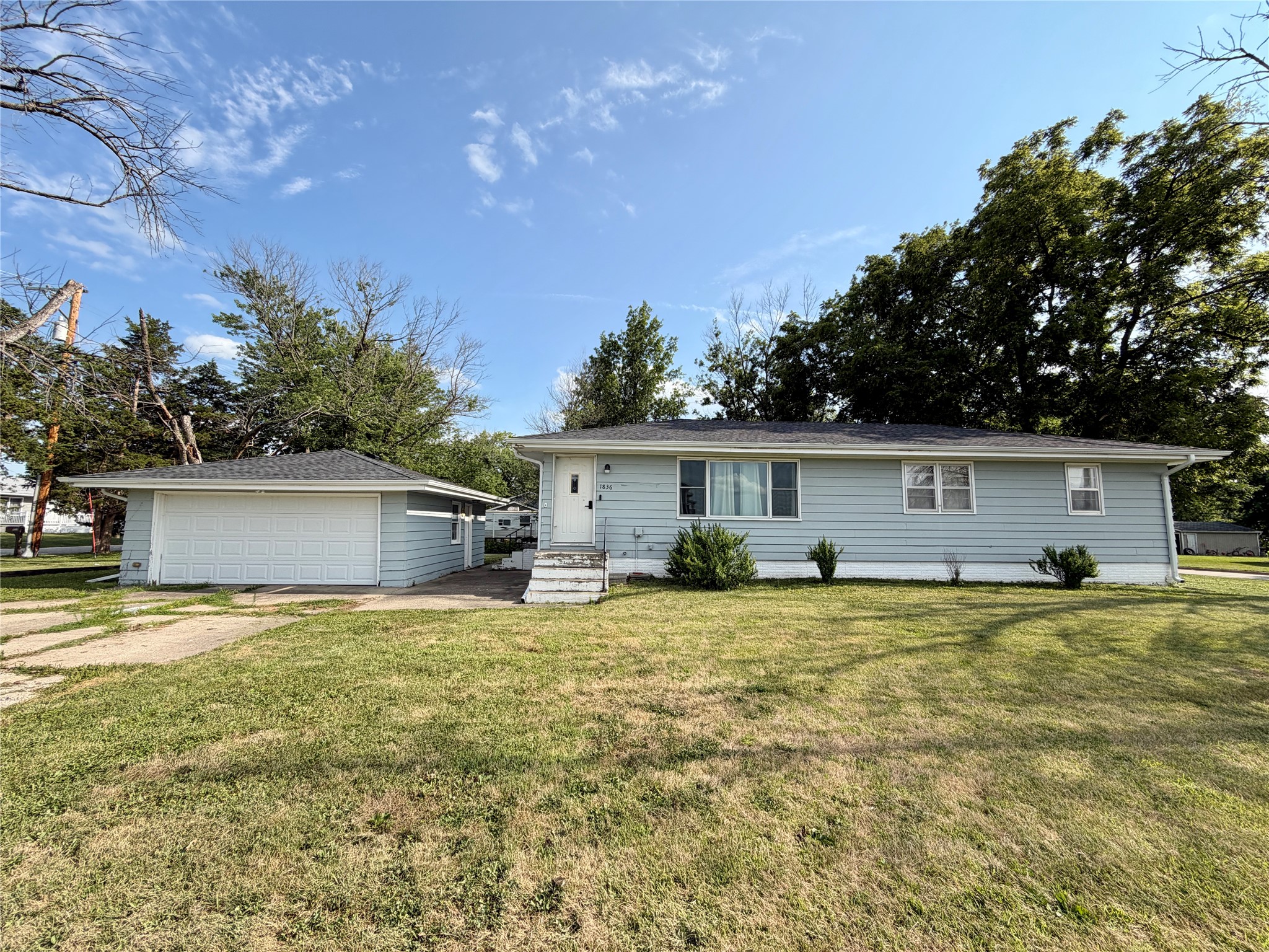 1836 Curtis Avenue Property Photo 1