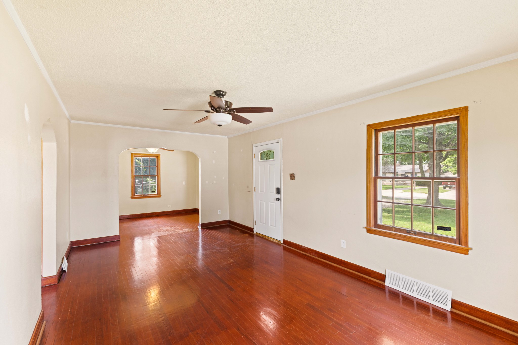 1608 Southlawn Drive Property Photo 5