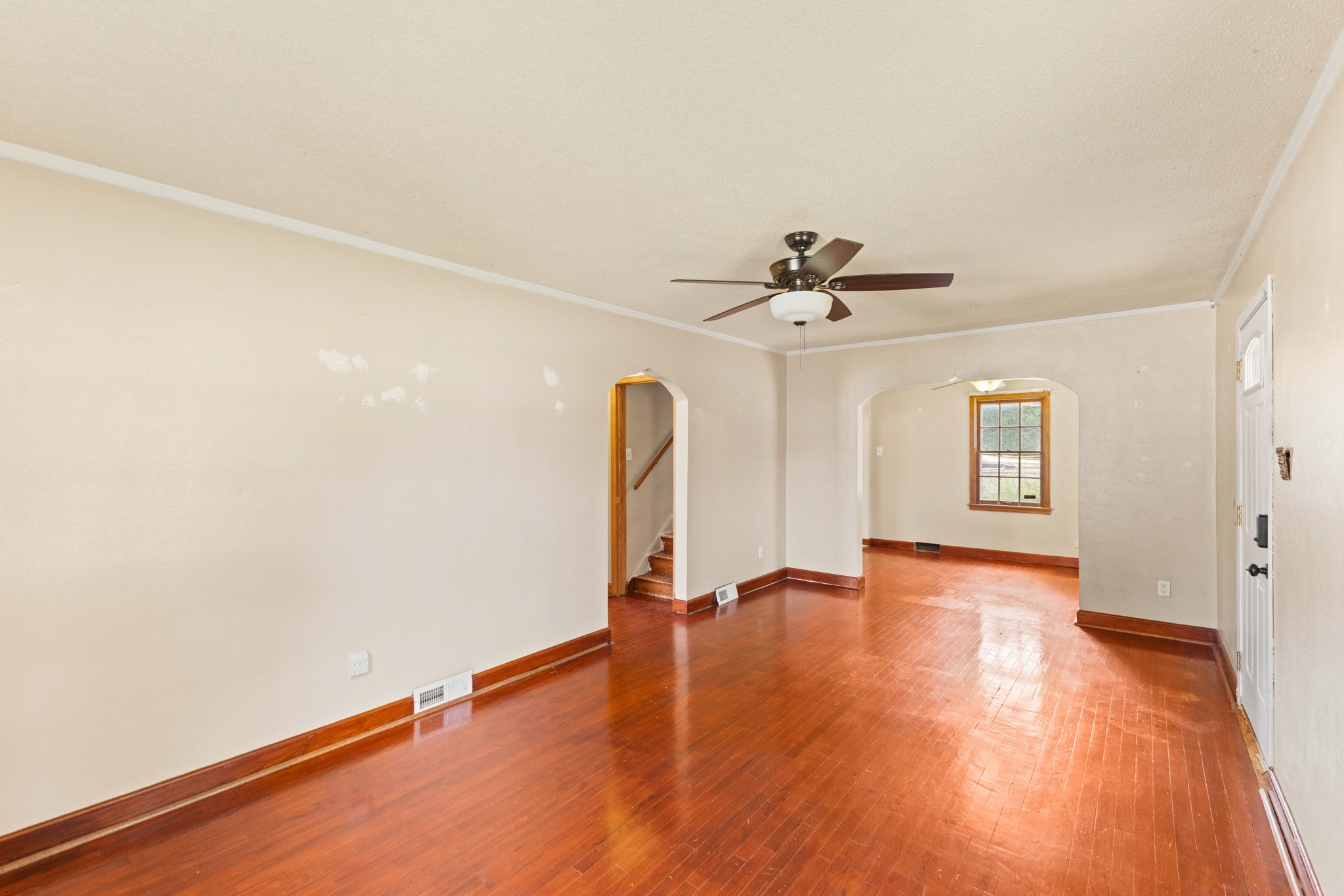 1608 Southlawn Drive Property Photo 8