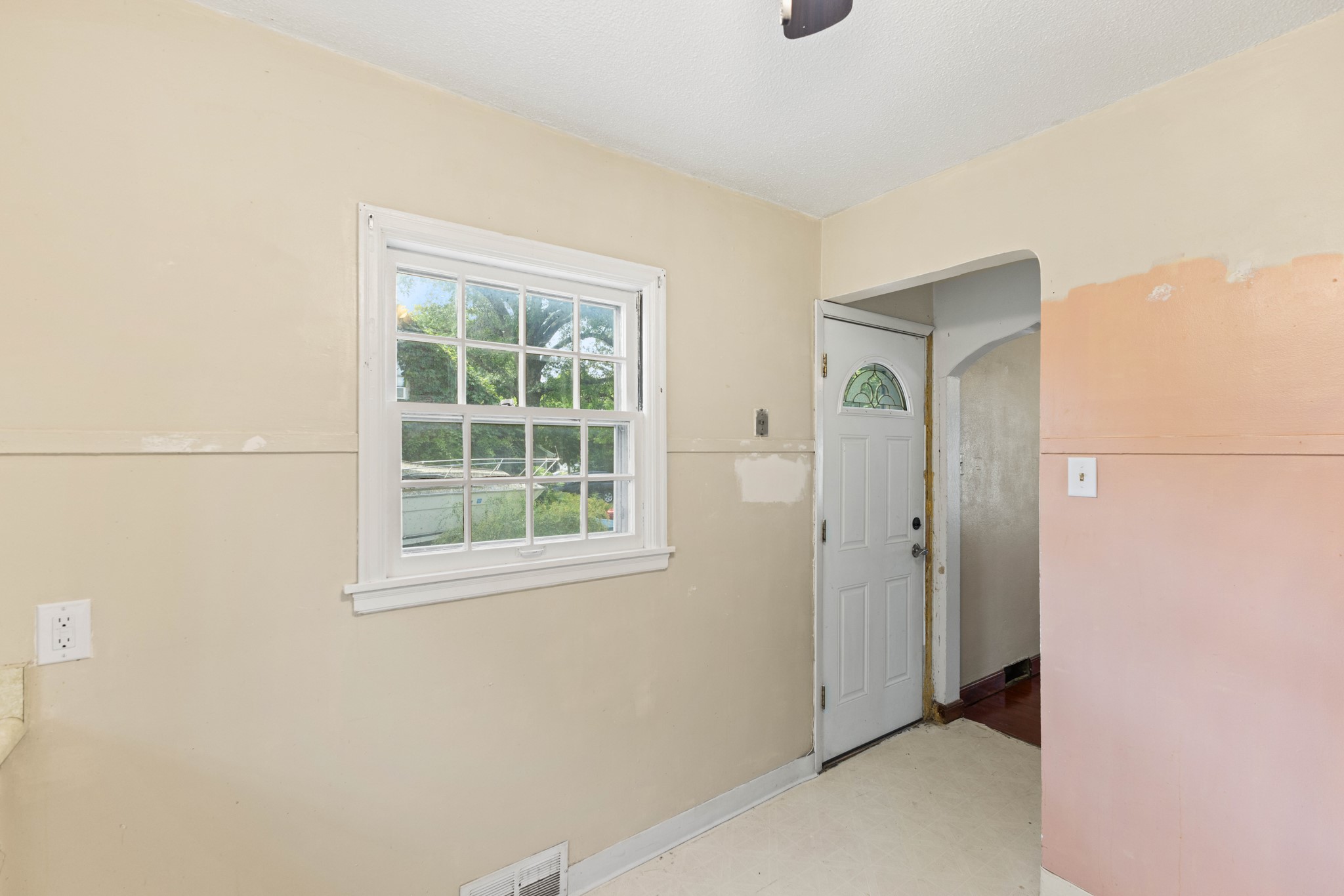 1608 Southlawn Drive Property Photo 13
