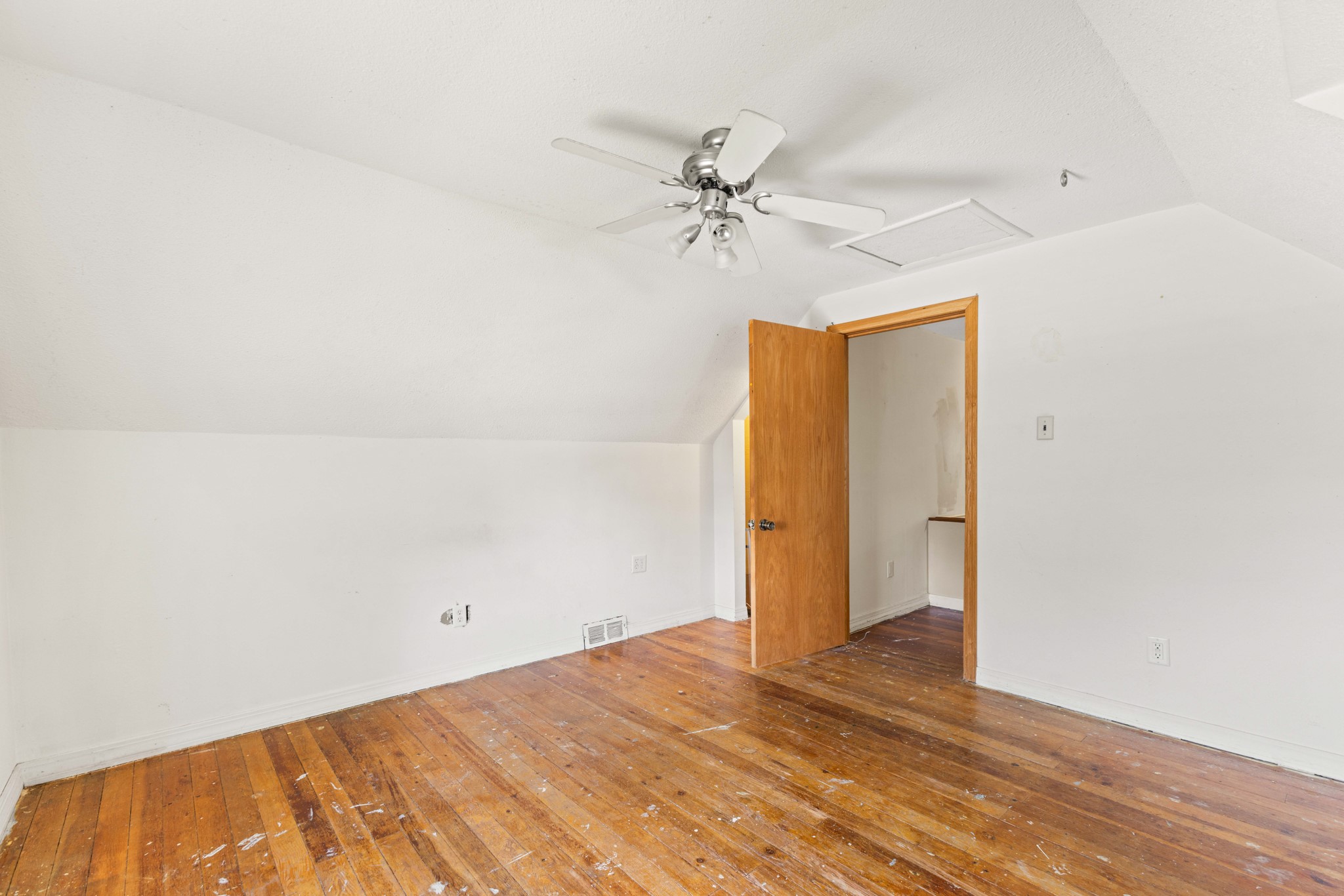 1608 Southlawn Drive Property Photo 17