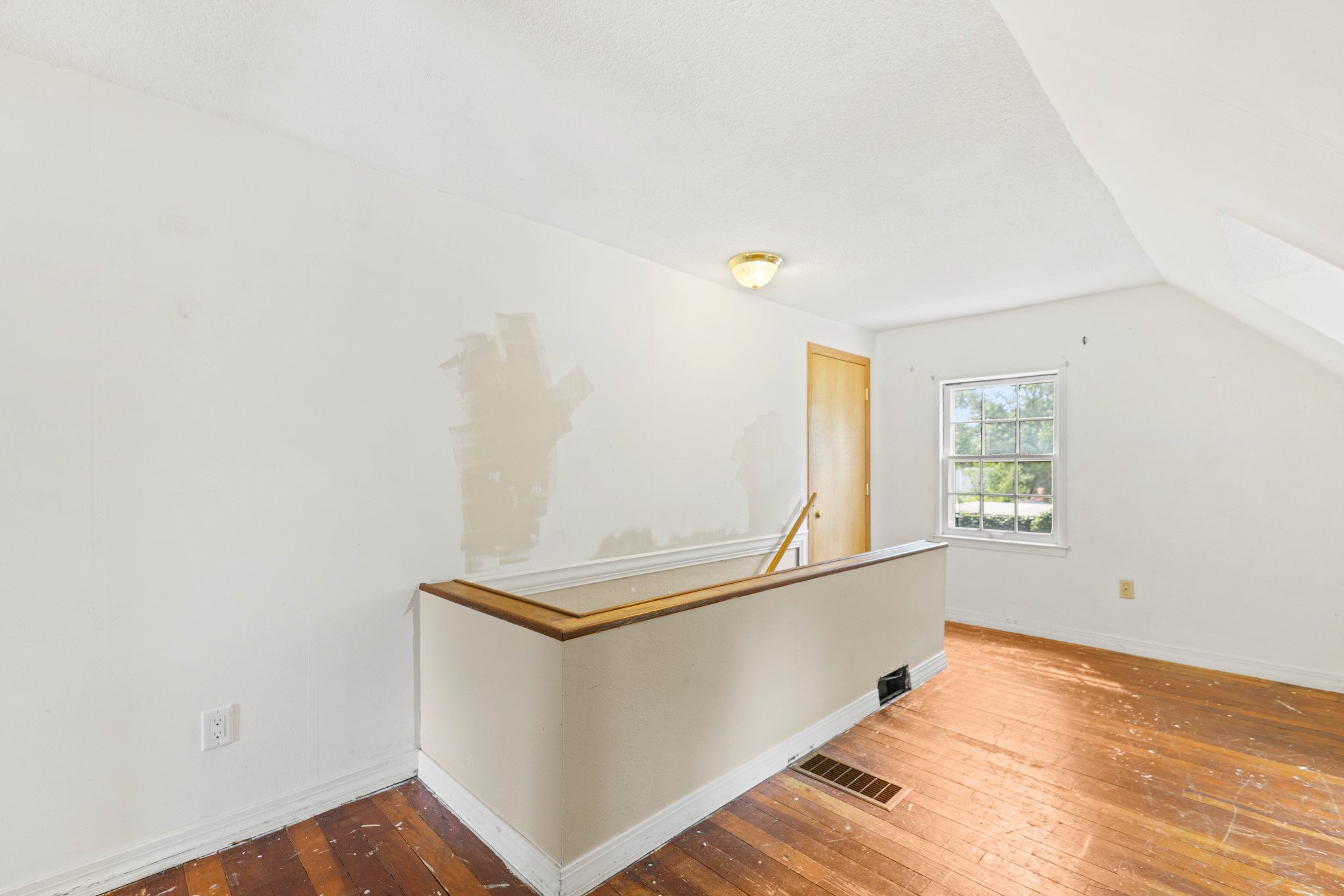 1608 Southlawn Drive Property Photo 22