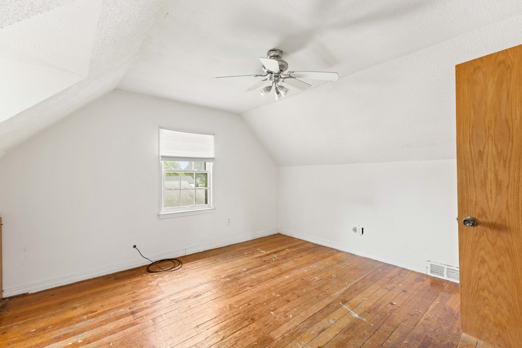 1608 Southlawn Drive Property Photo 25