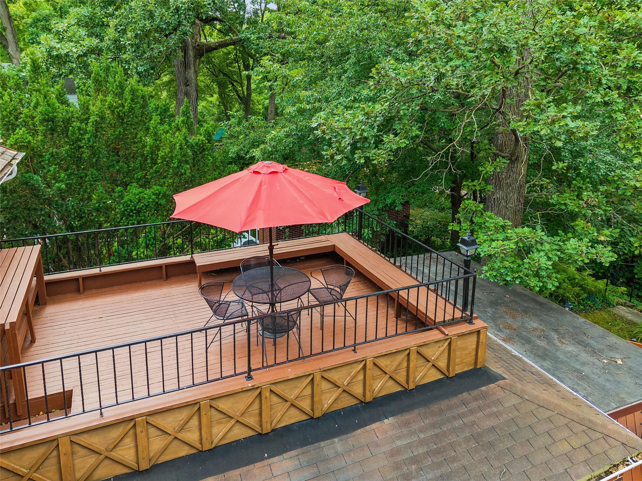 6045 N Waterbury Road Property Photo 10