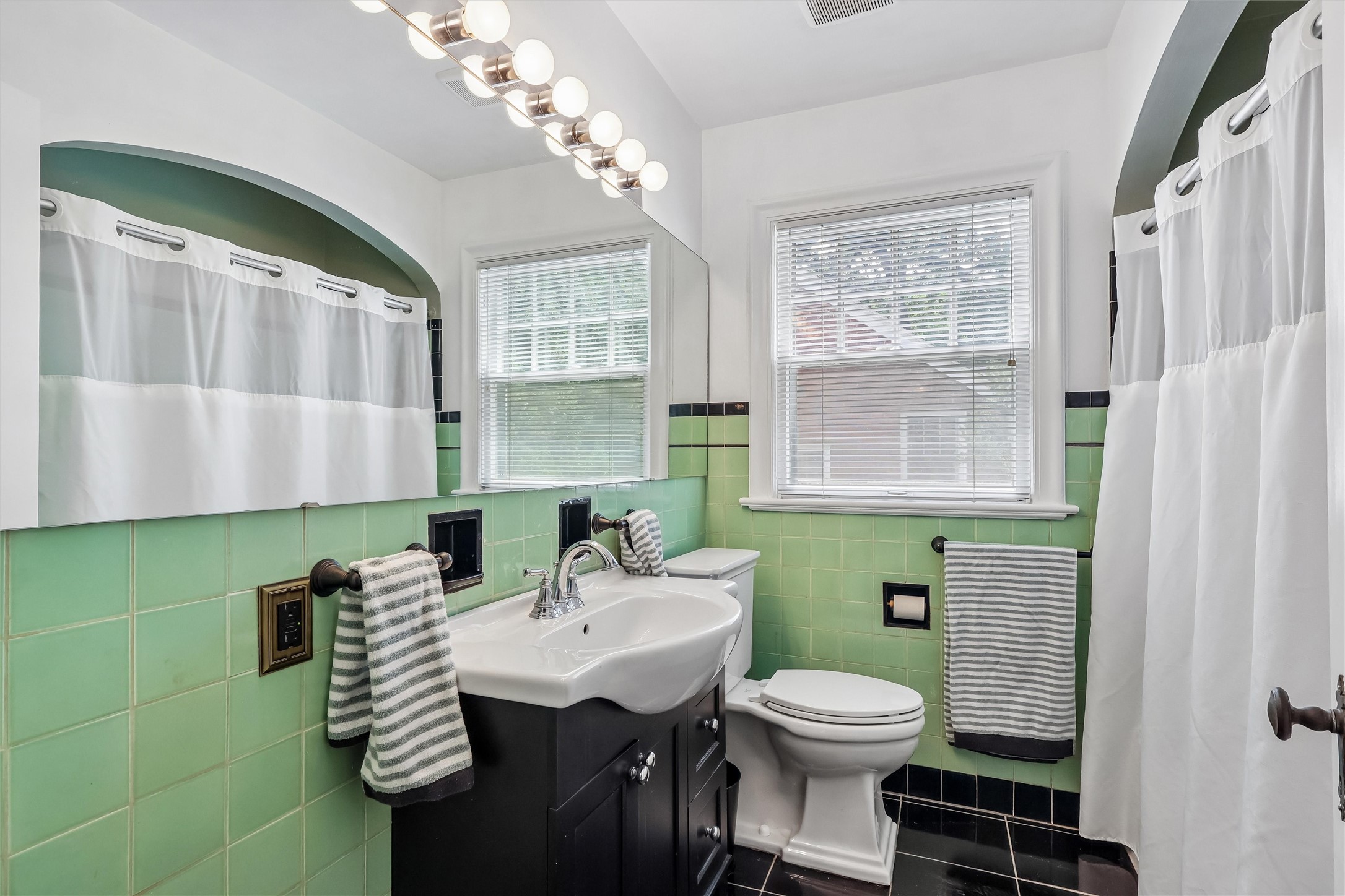 6045 N Waterbury Road Property Photo 29