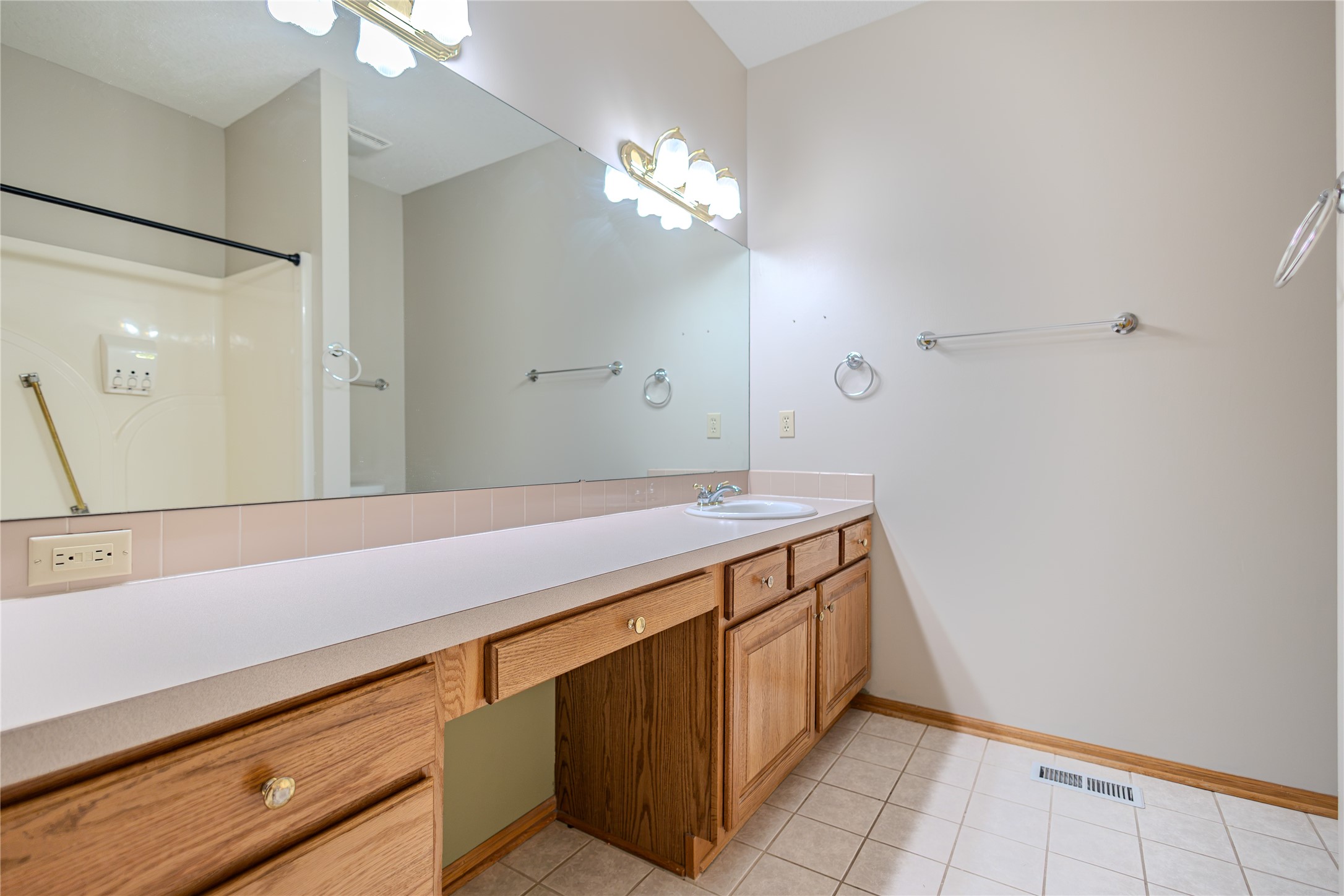 6084 Terrace Drive Property Photo 15