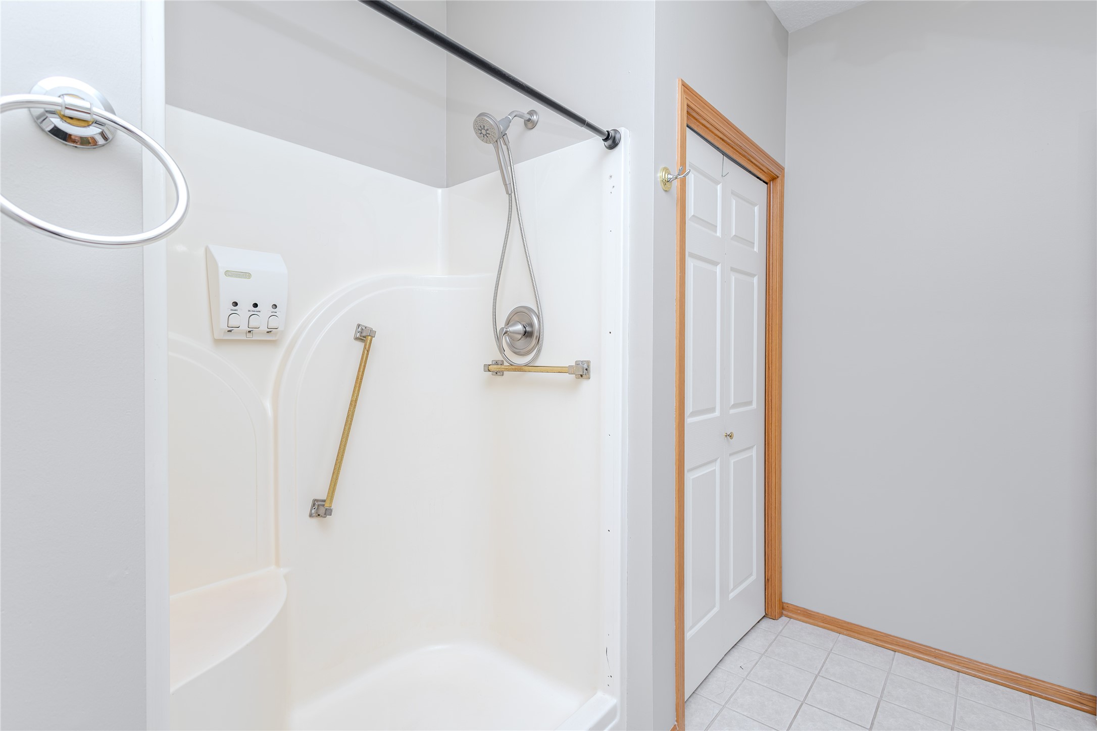 6084 Terrace Drive Property Photo 17