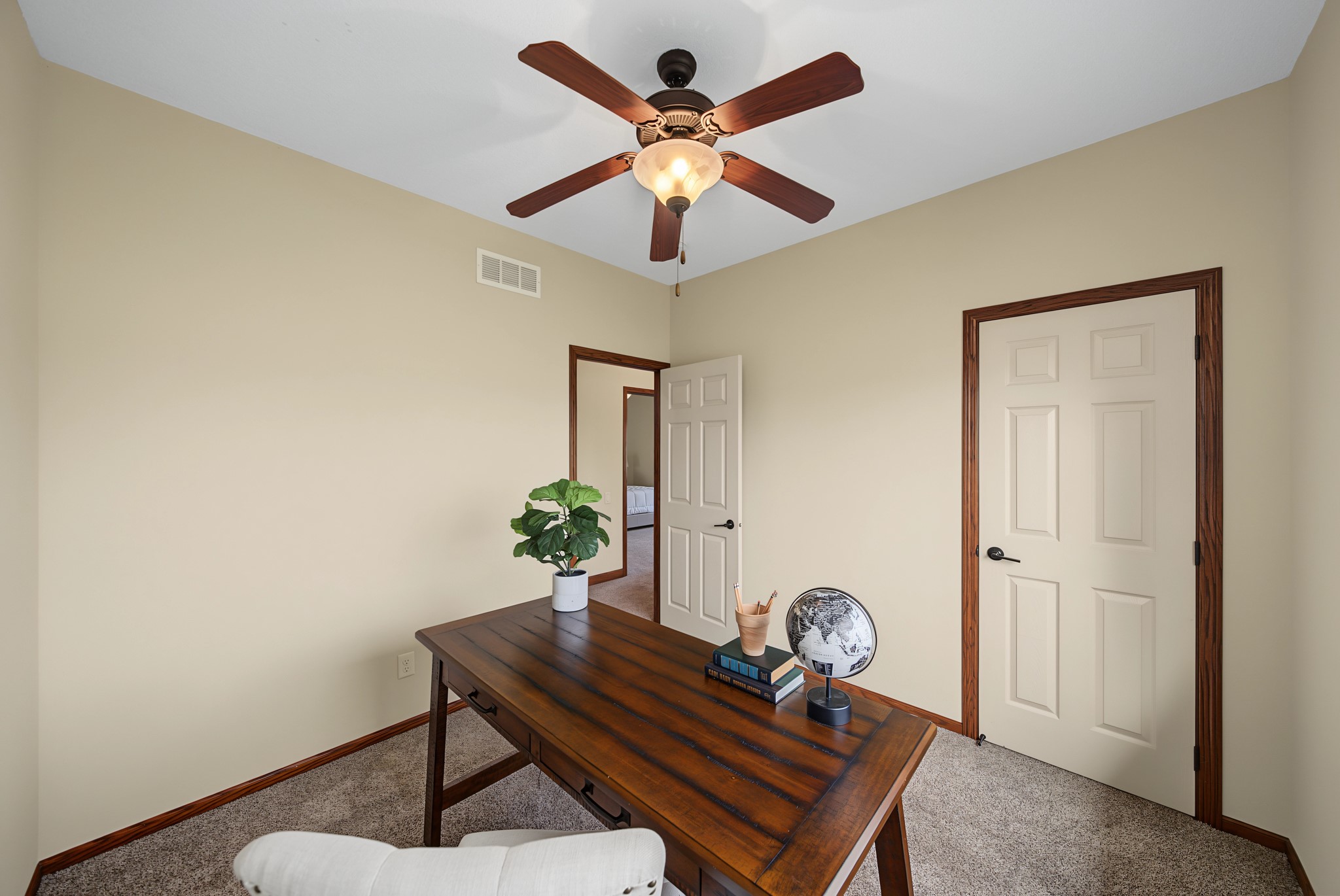 805 Nw Reinhart Drive Property Photo 16