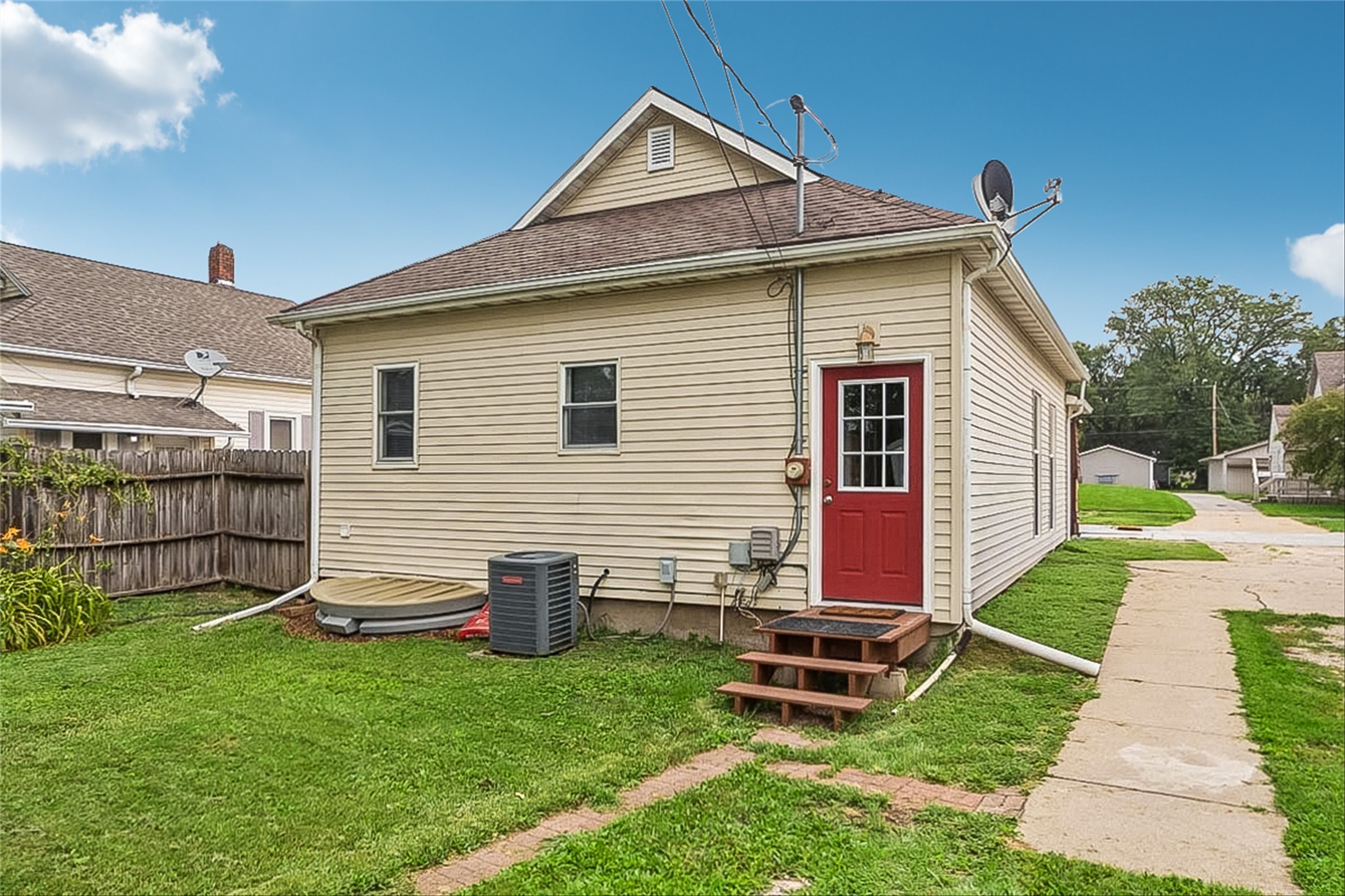 404 4th Street Property Photo 16