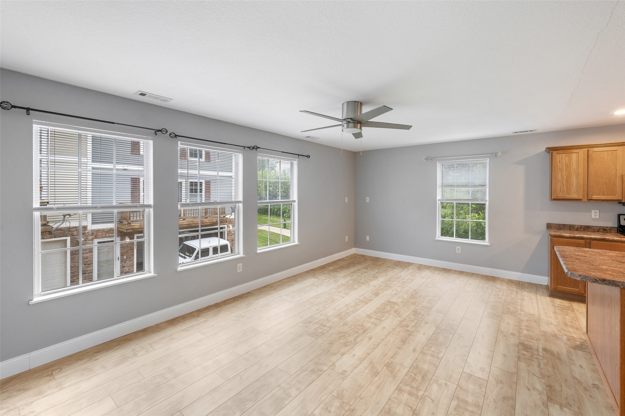 1106 Fieldstone Lane Property Photo 2