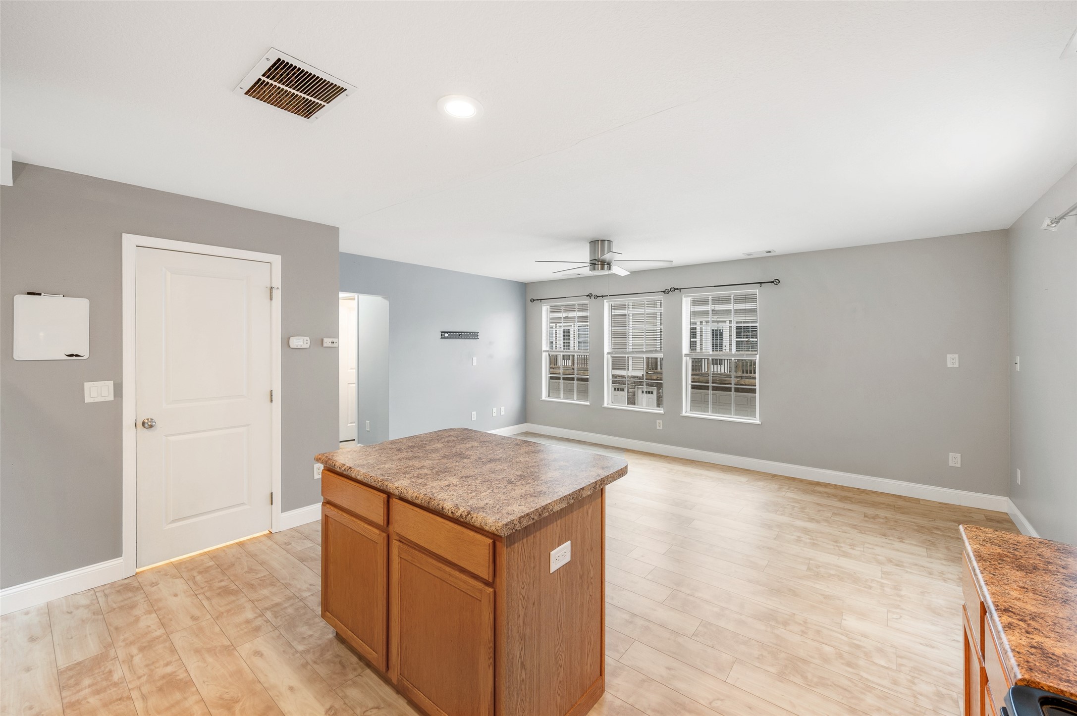 1106 Fieldstone Lane Property Photo 9