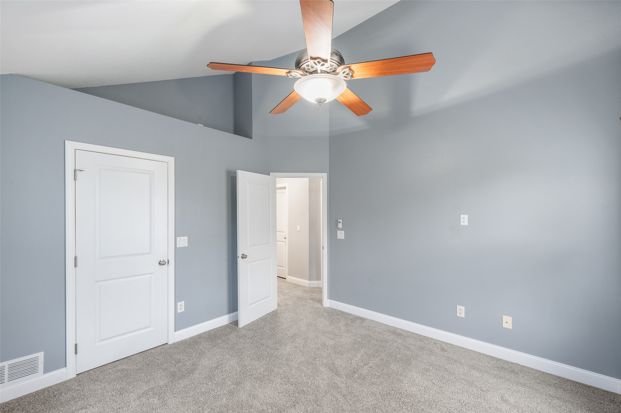 1106 Fieldstone Lane Property Photo 15