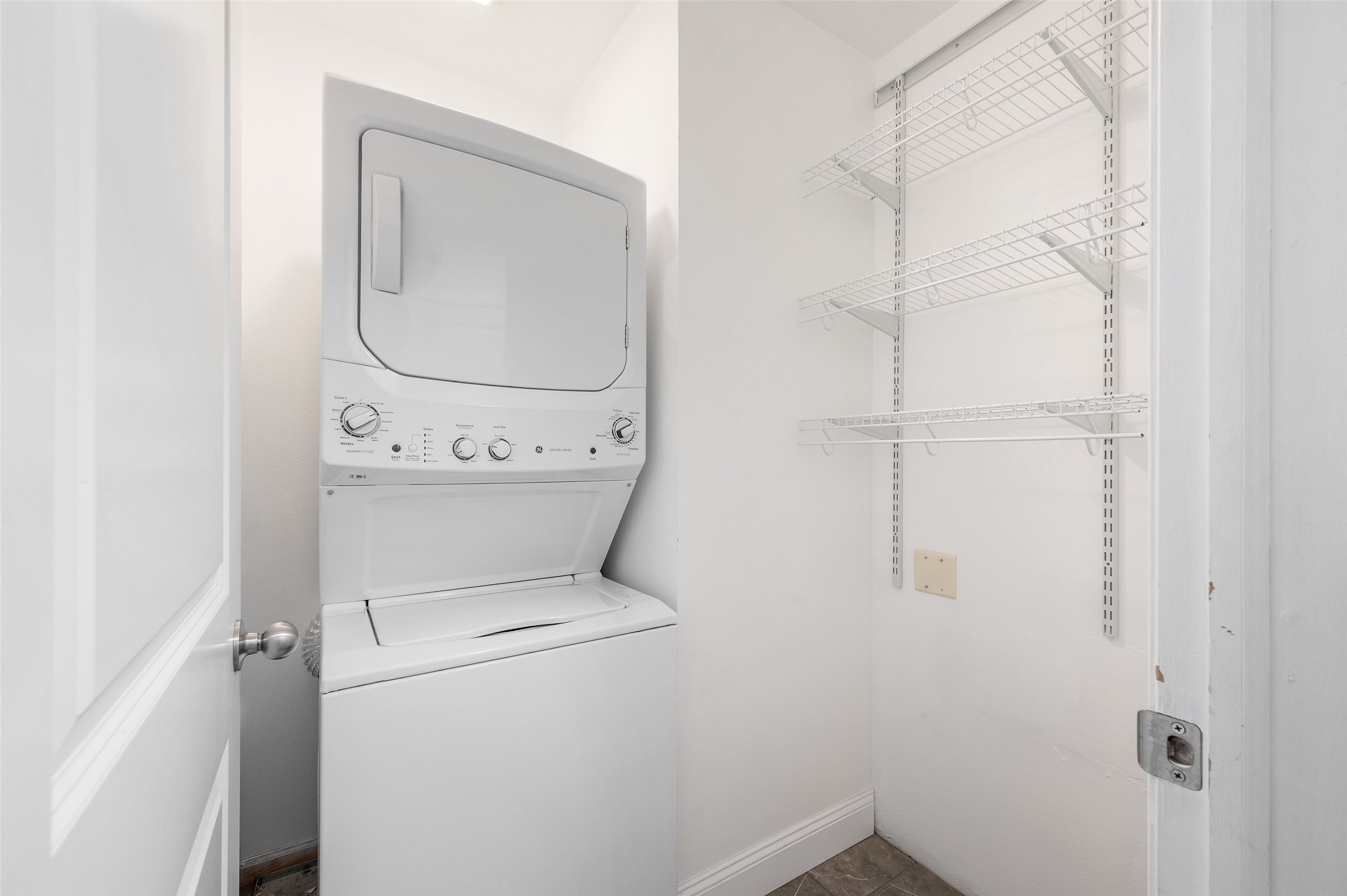 1106 Fieldstone Lane Property Photo 18