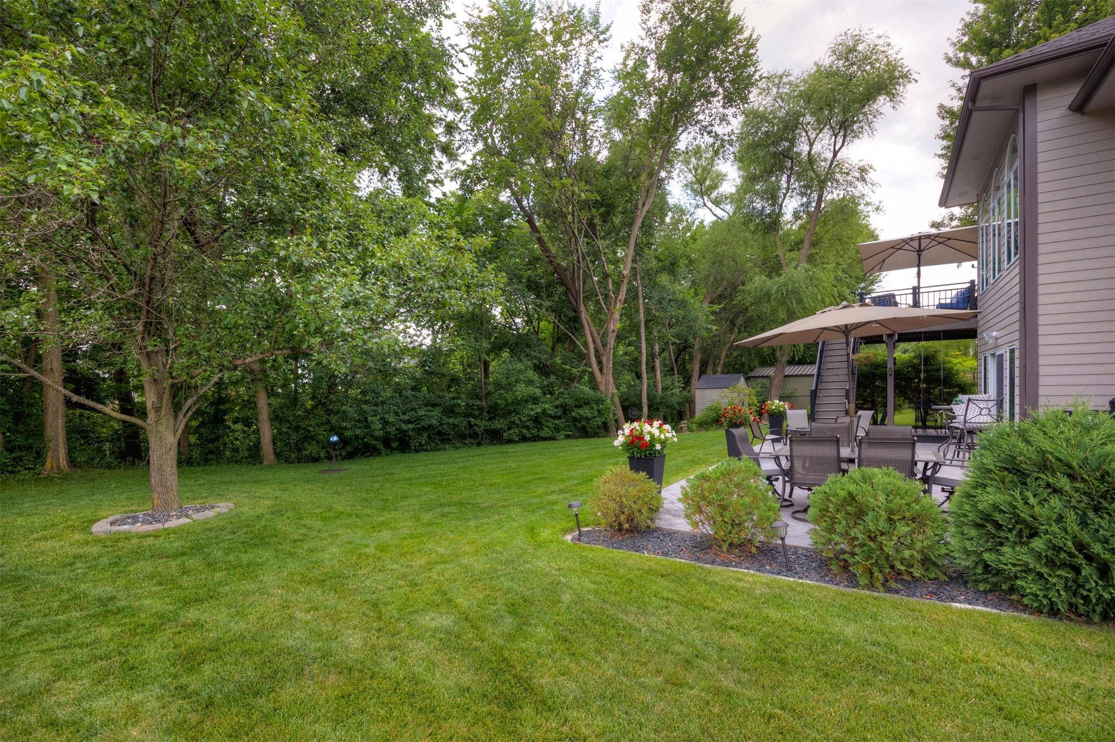 9812 Brookview Drive Property Photo 6