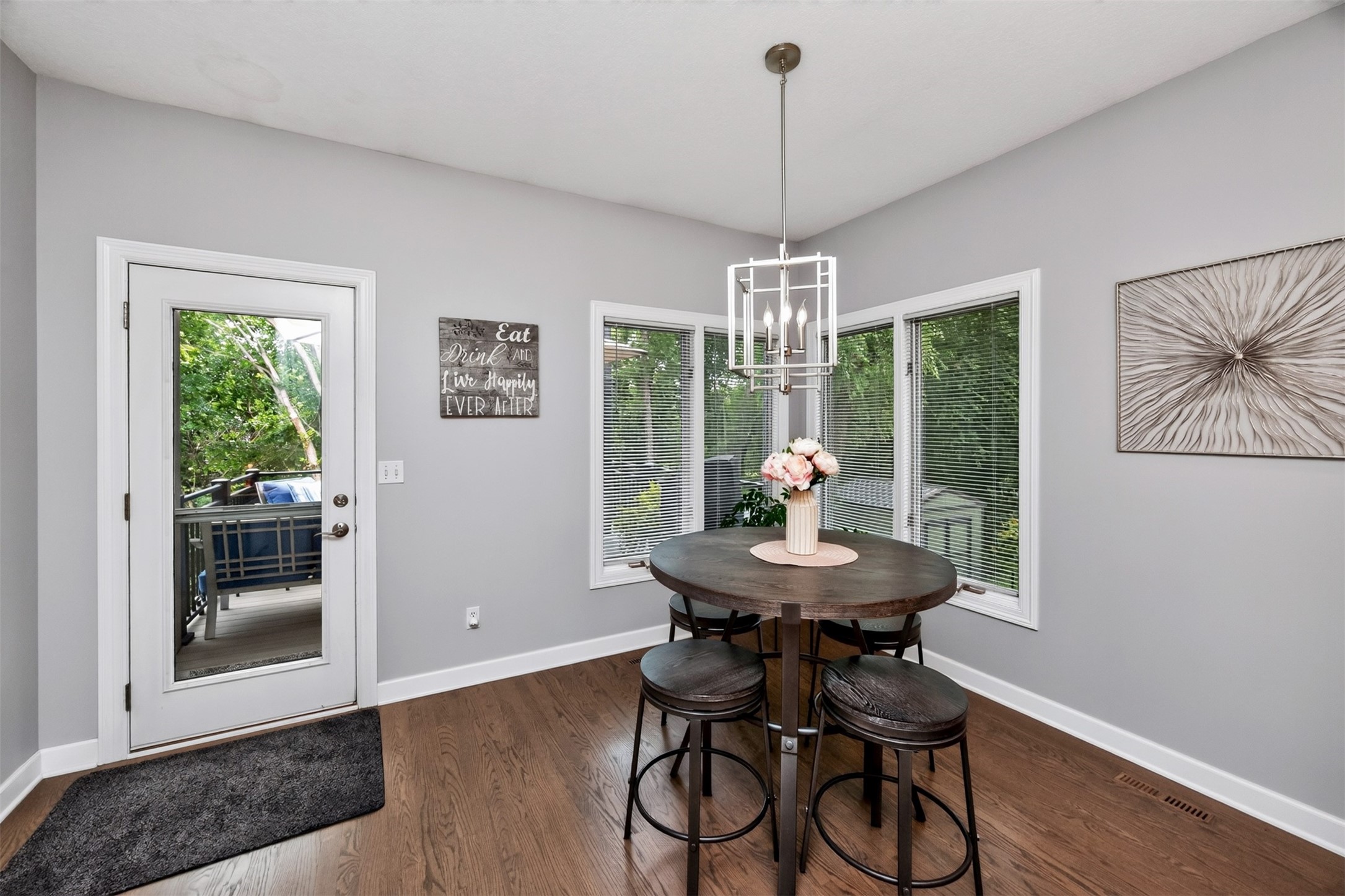 9812 Brookview Drive Property Photo 19