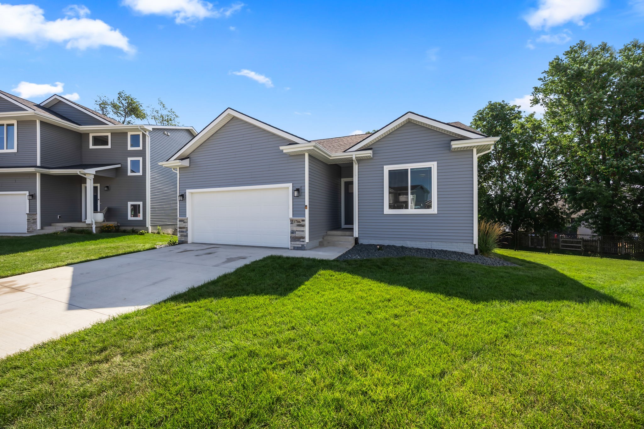1706 Willow Court Property Photo 1