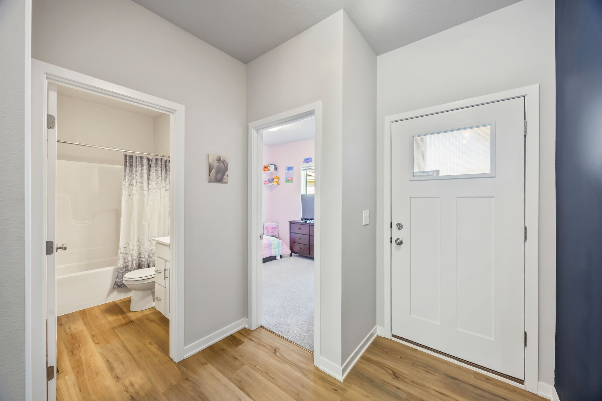 1706 Willow Court Property Photo 2