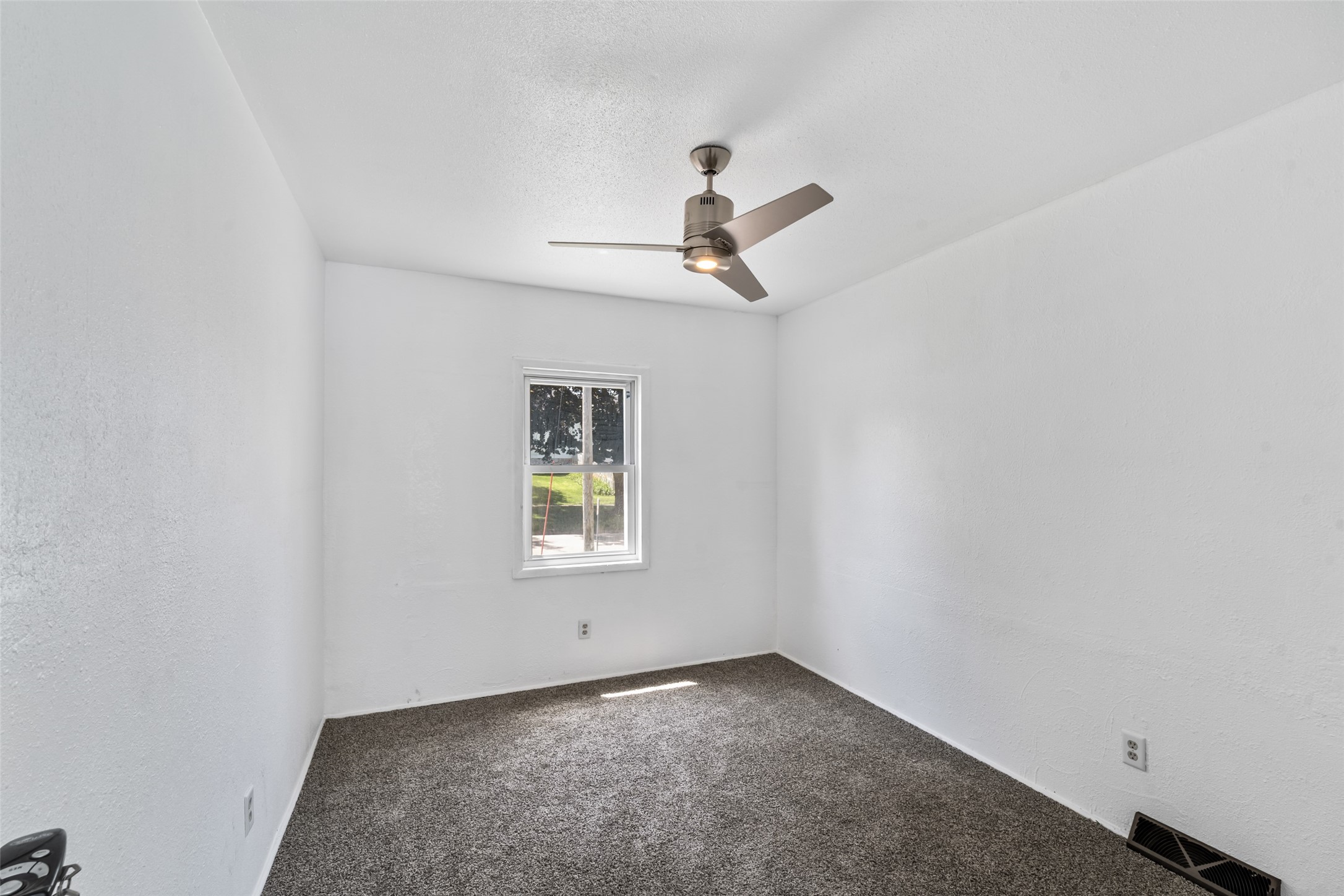 208 S Church Street Property Photo 20