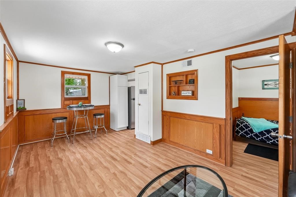 2951 Garfield Avenue Property Photo 3