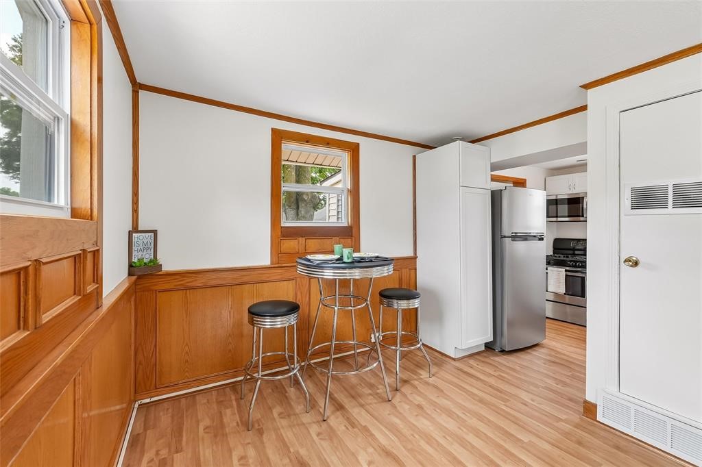2951 Garfield Avenue Property Photo 4