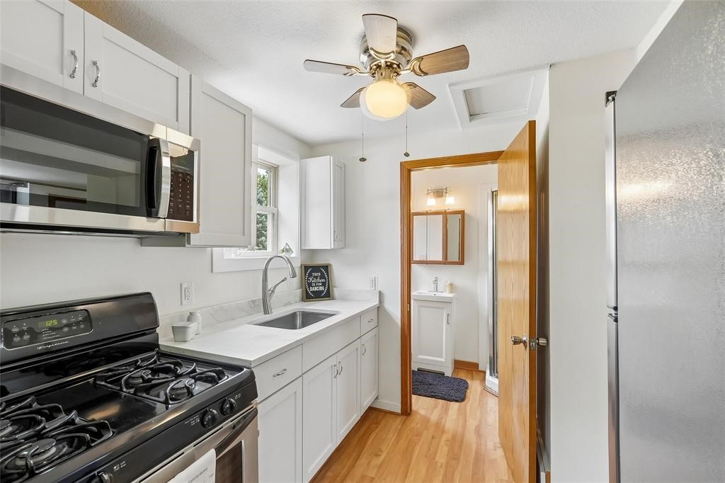 2951 Garfield Avenue Property Photo 10