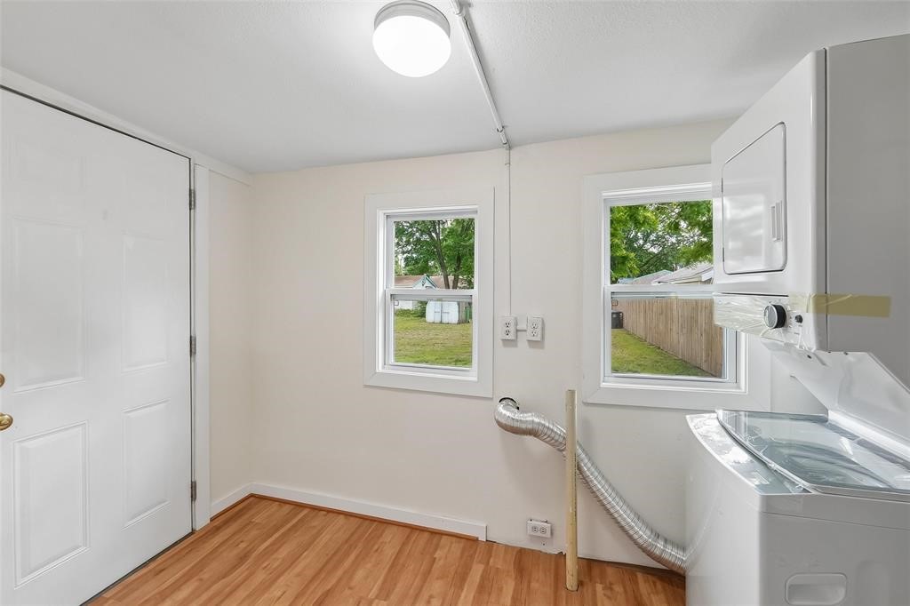 2951 Garfield Avenue Property Photo 13