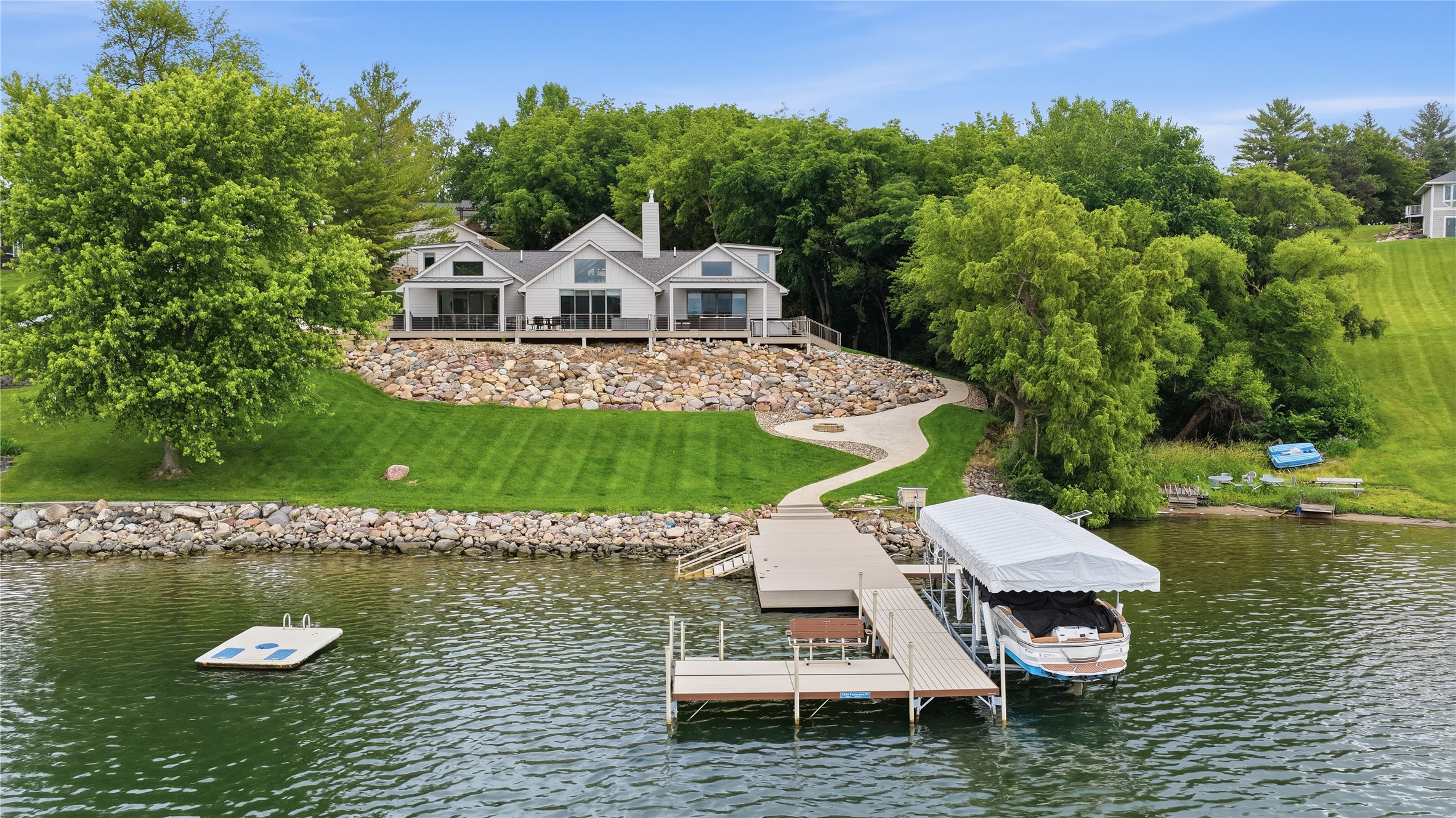 5220 Panorama Point Property Photo 1