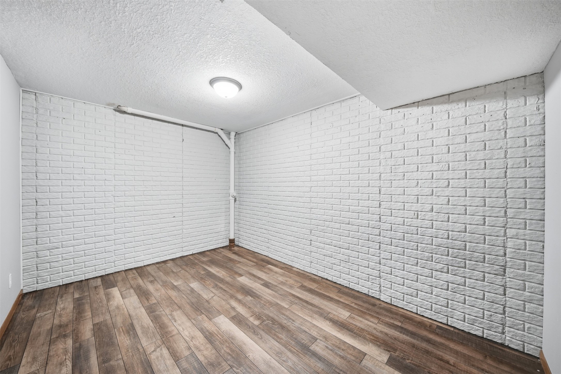 6846 Oakwood Drive Property Photo 23