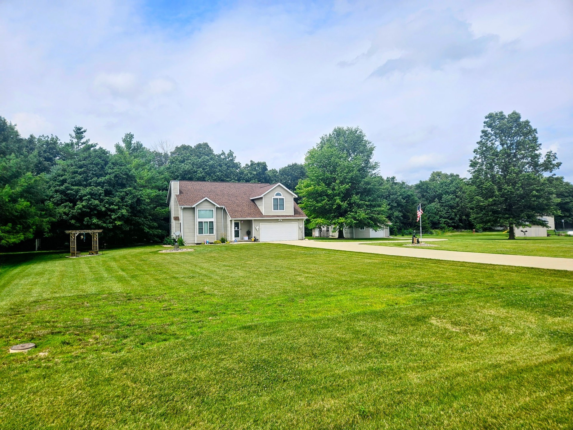1269 Knap Place Property Photo 2