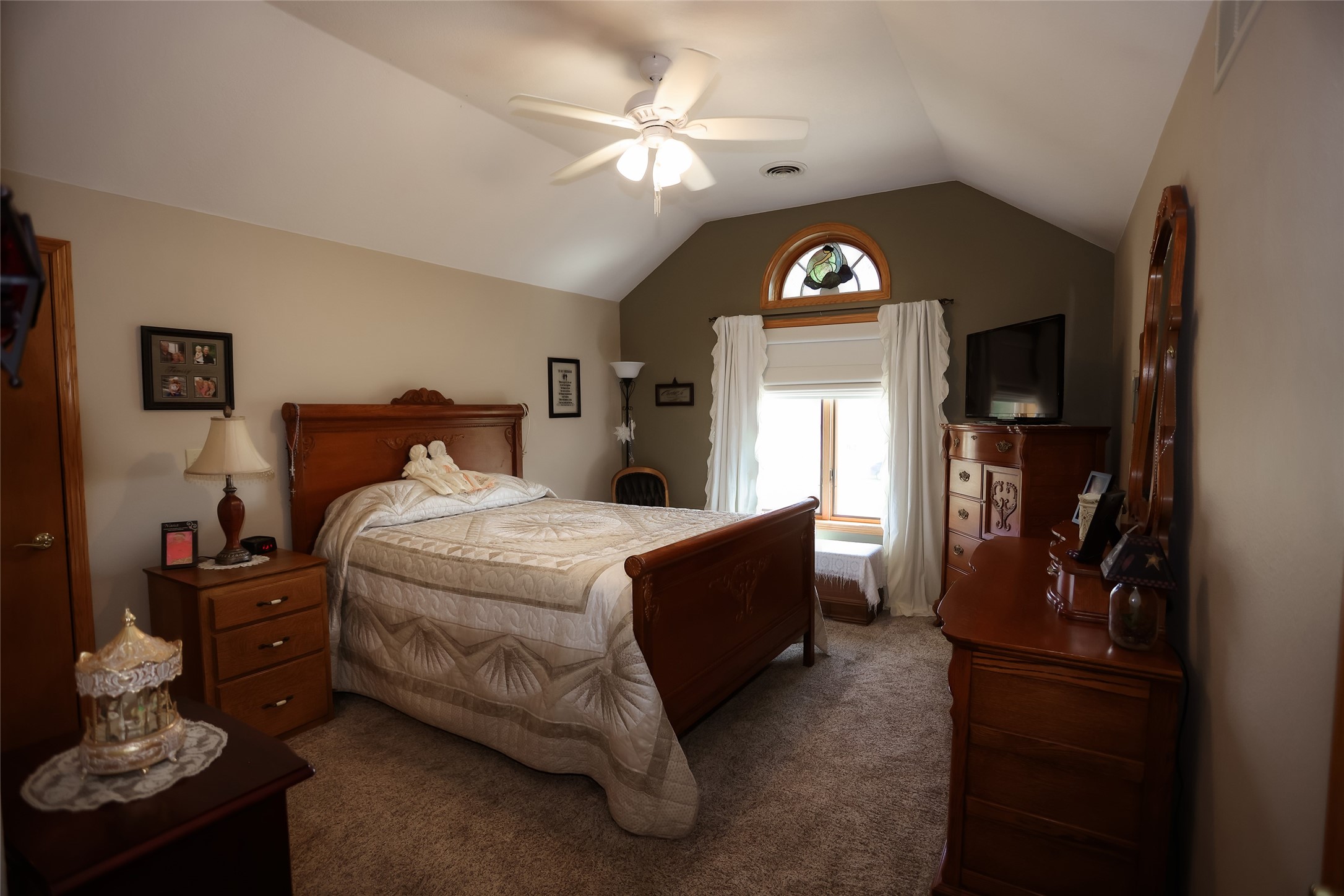 1269 Knap Place Property Photo 24