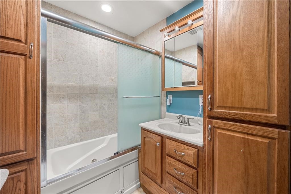 720 19th Street Property Photo 13