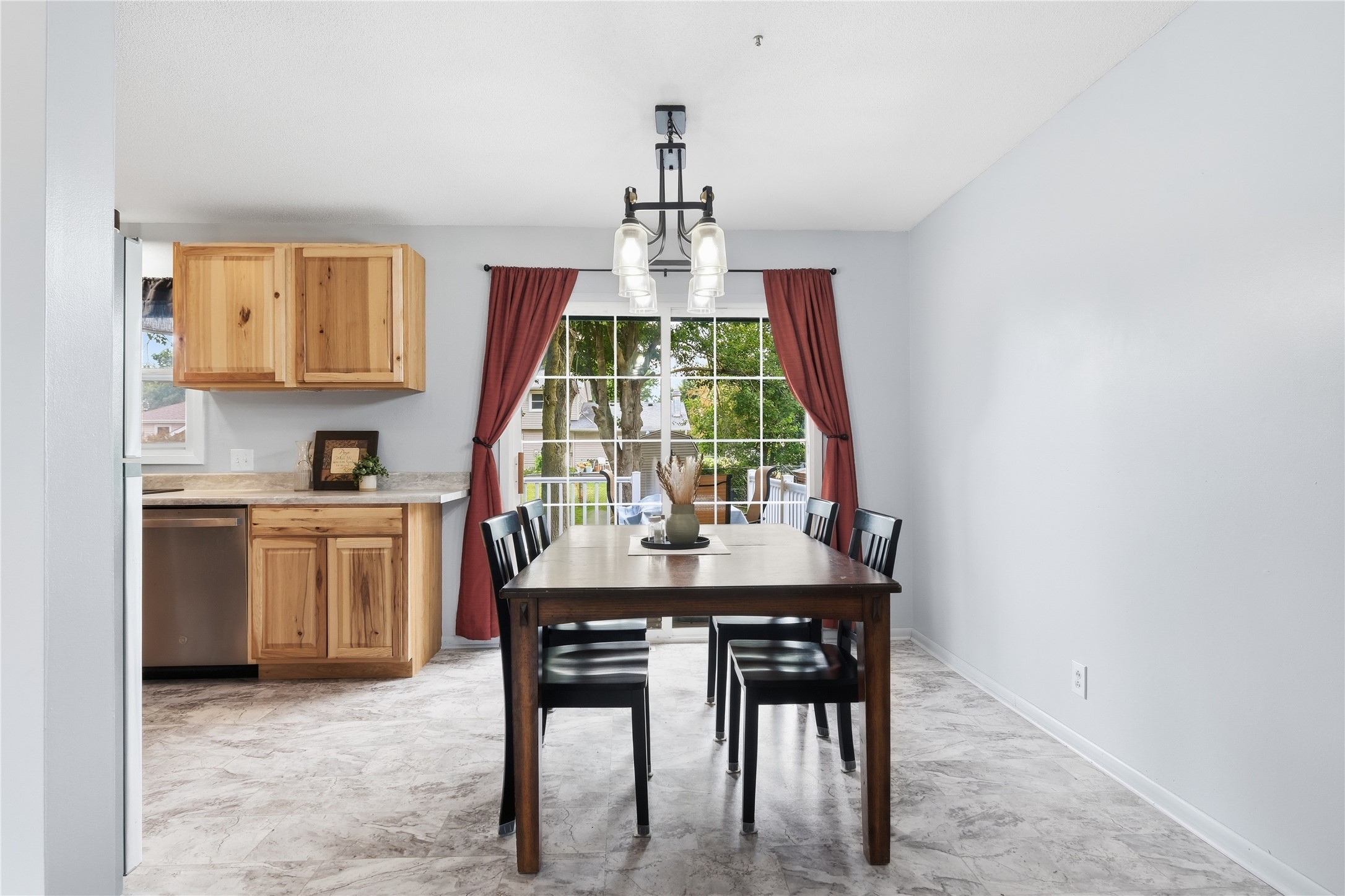 1817 Reed Street Property Photo 8