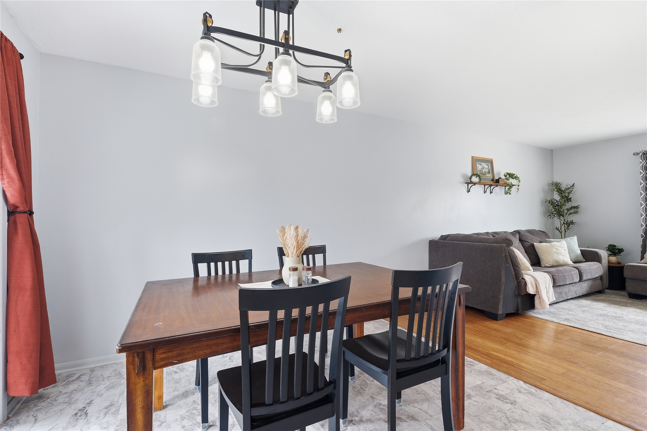 1817 Reed Street Property Photo 9