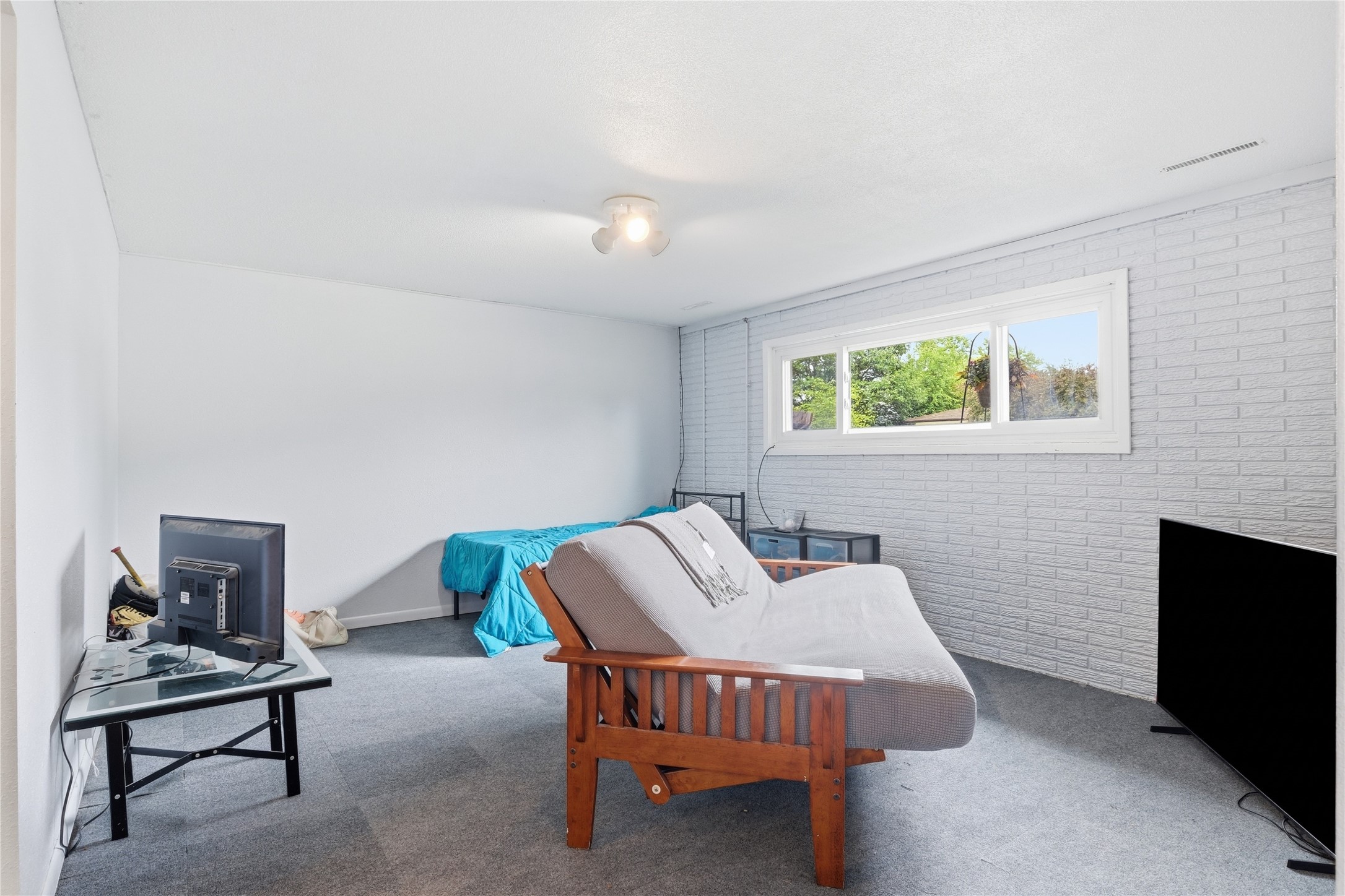 1817 Reed Street Property Photo 23