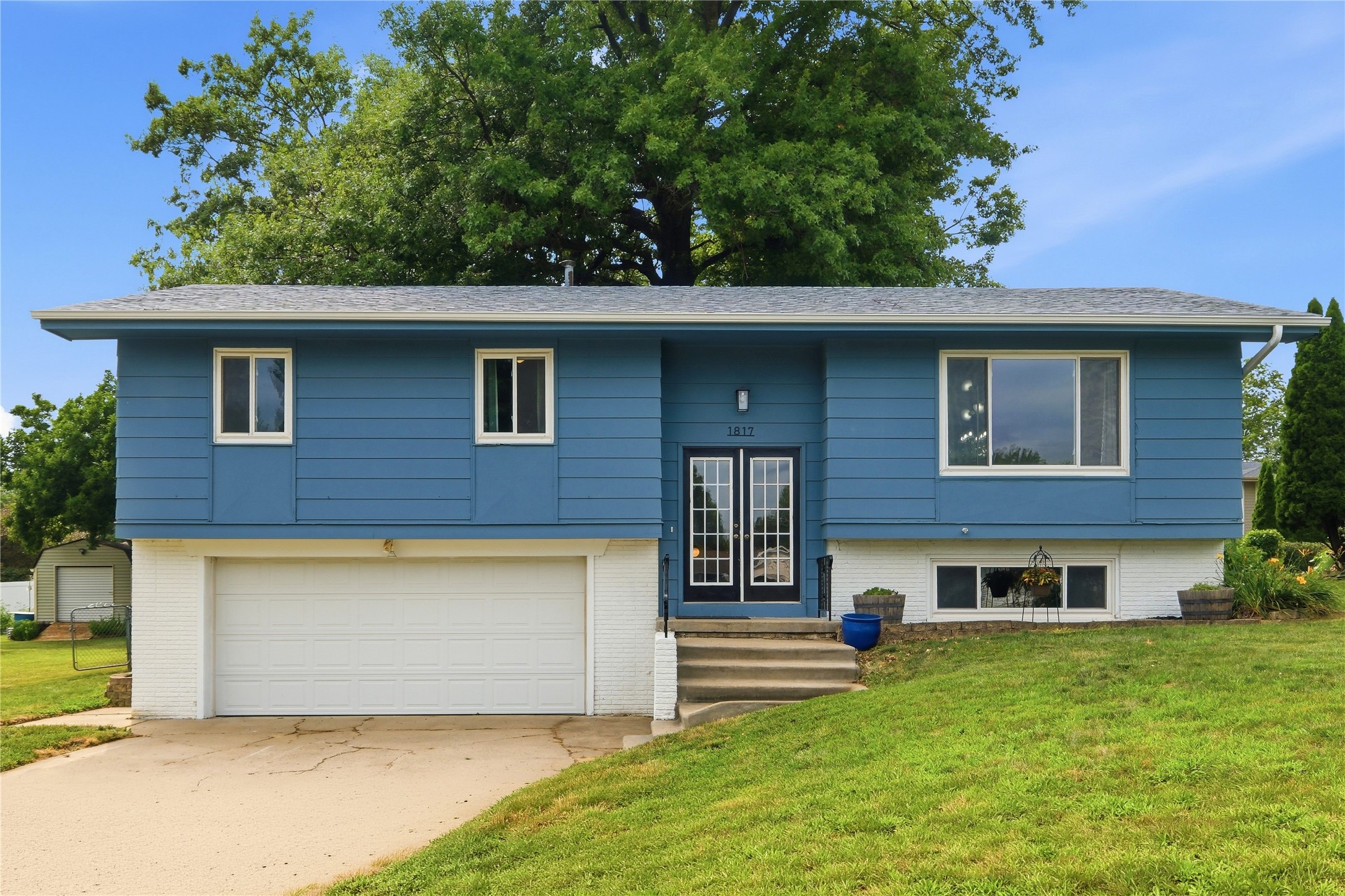 1817 Reed Street Property Photo 28