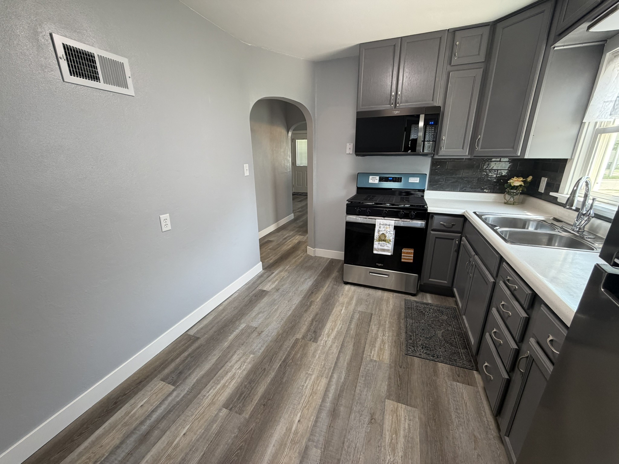 1429 Prince Street Property Photo 10