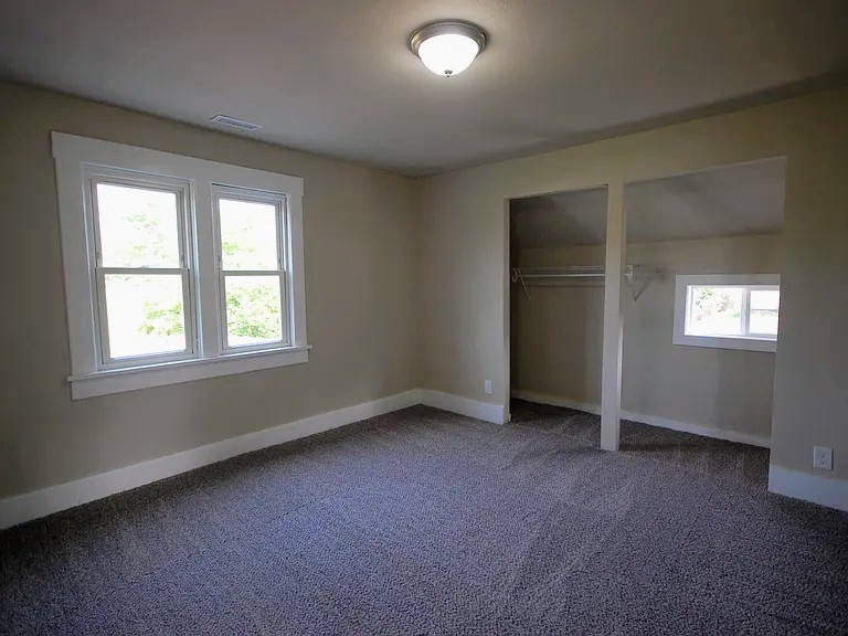 502 S 1st Street Property Photo 12