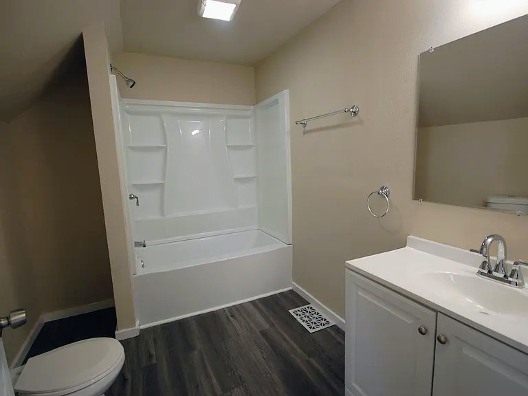 502 S 1st Street Property Photo 15