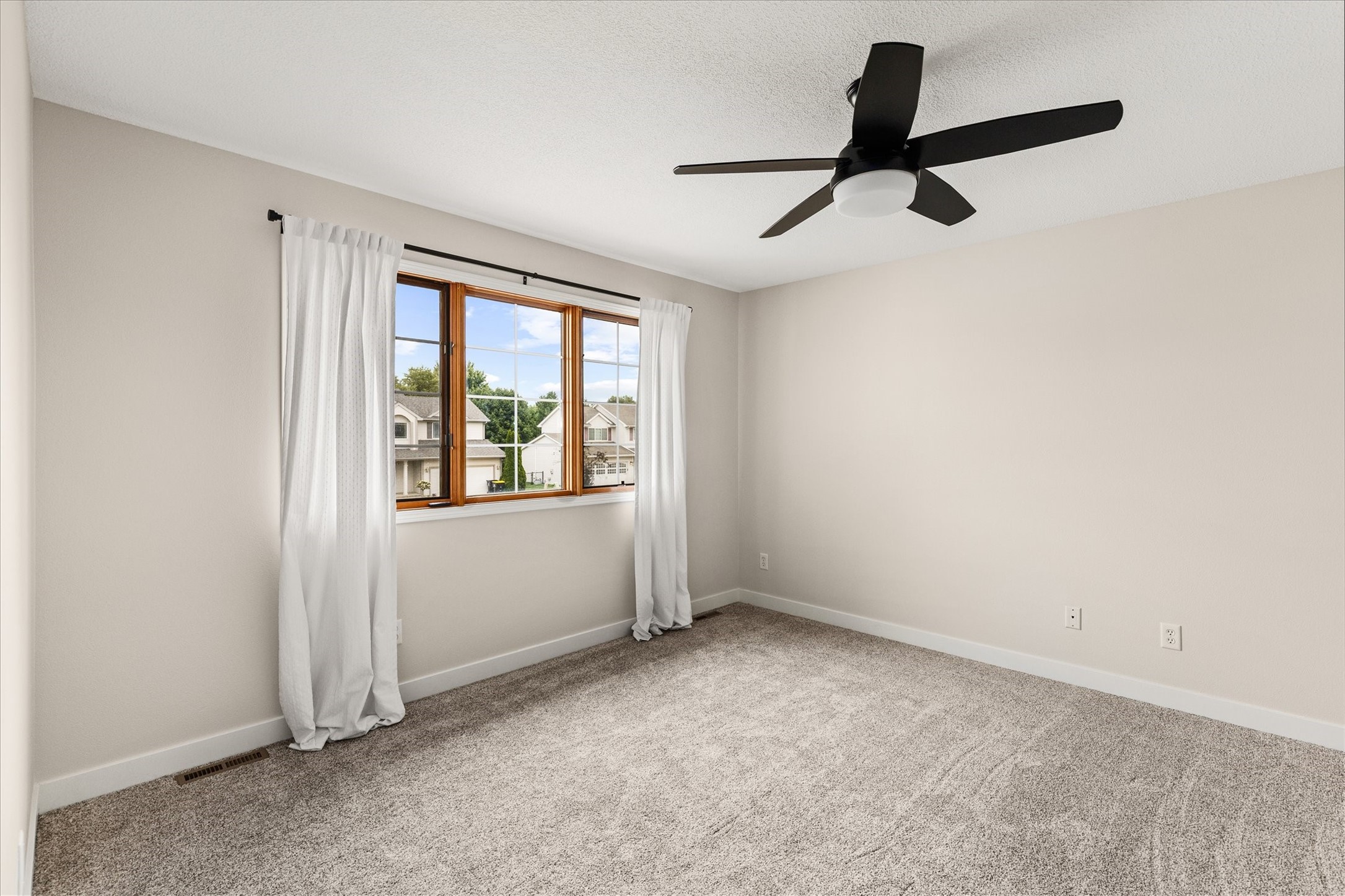 835 Spruce Street Property Photo 20