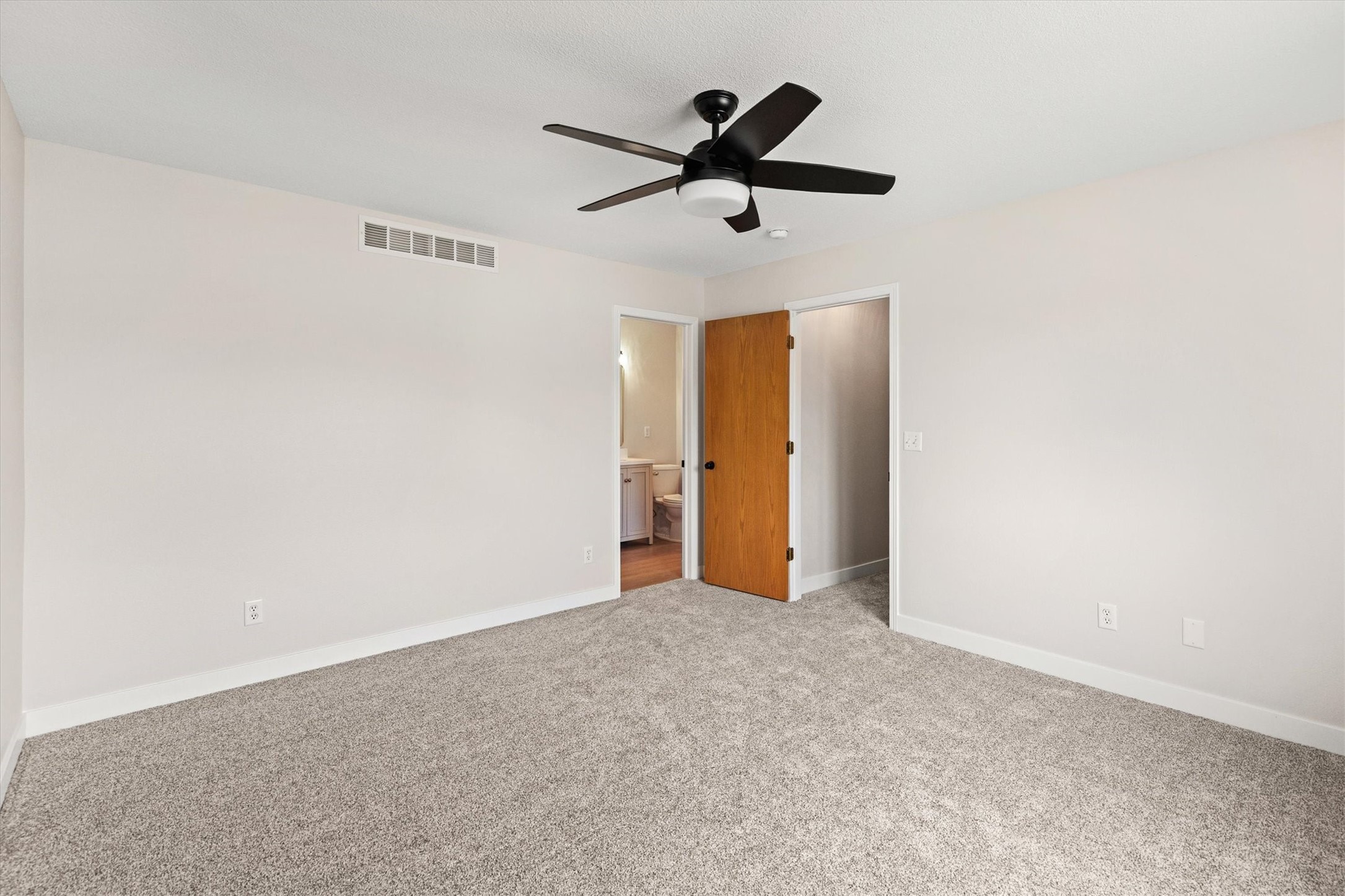 835 Spruce Street Property Photo 21