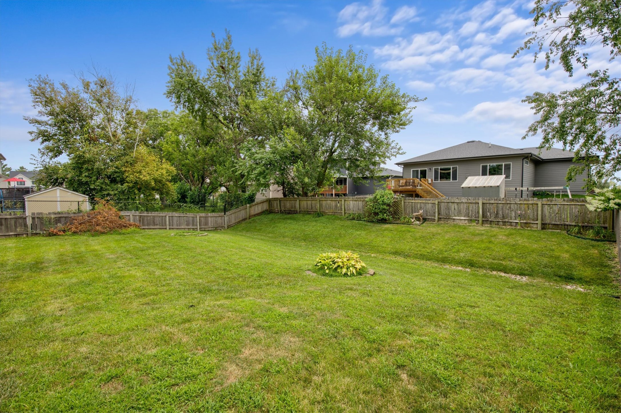 835 Spruce Street Property Photo 30