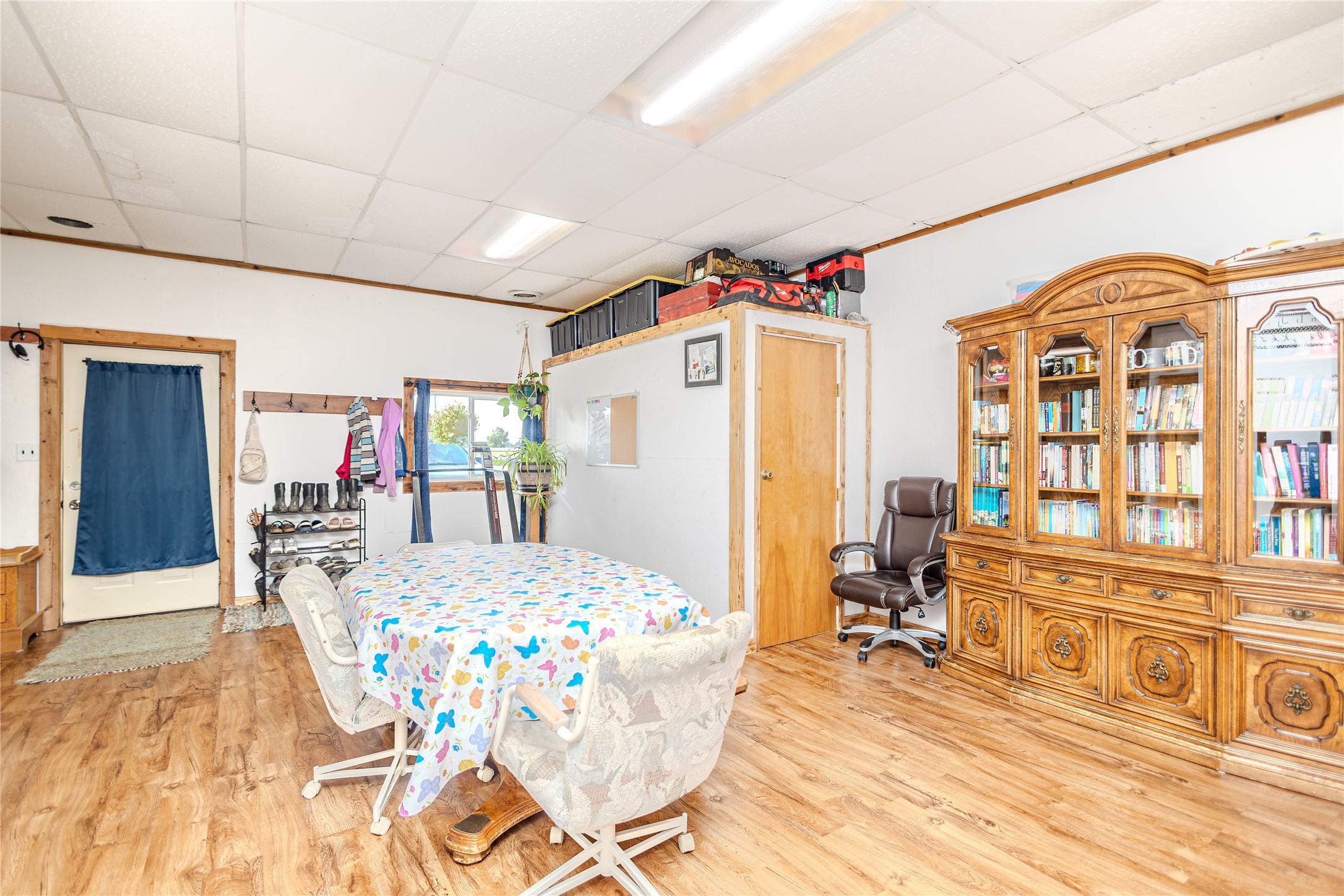 3254 White Pole Road Property Photo 8