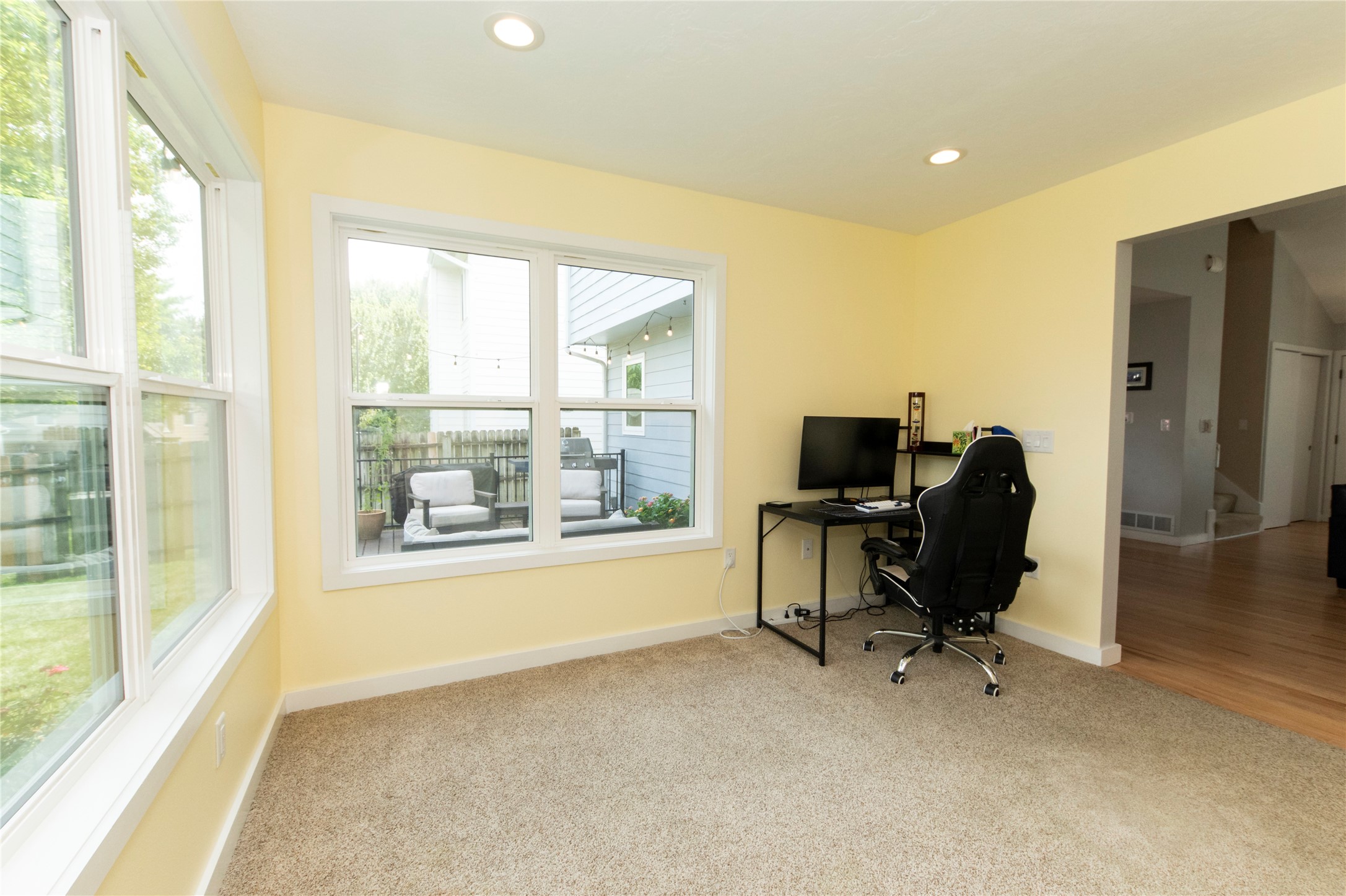 137 28th Court Property Photo 8