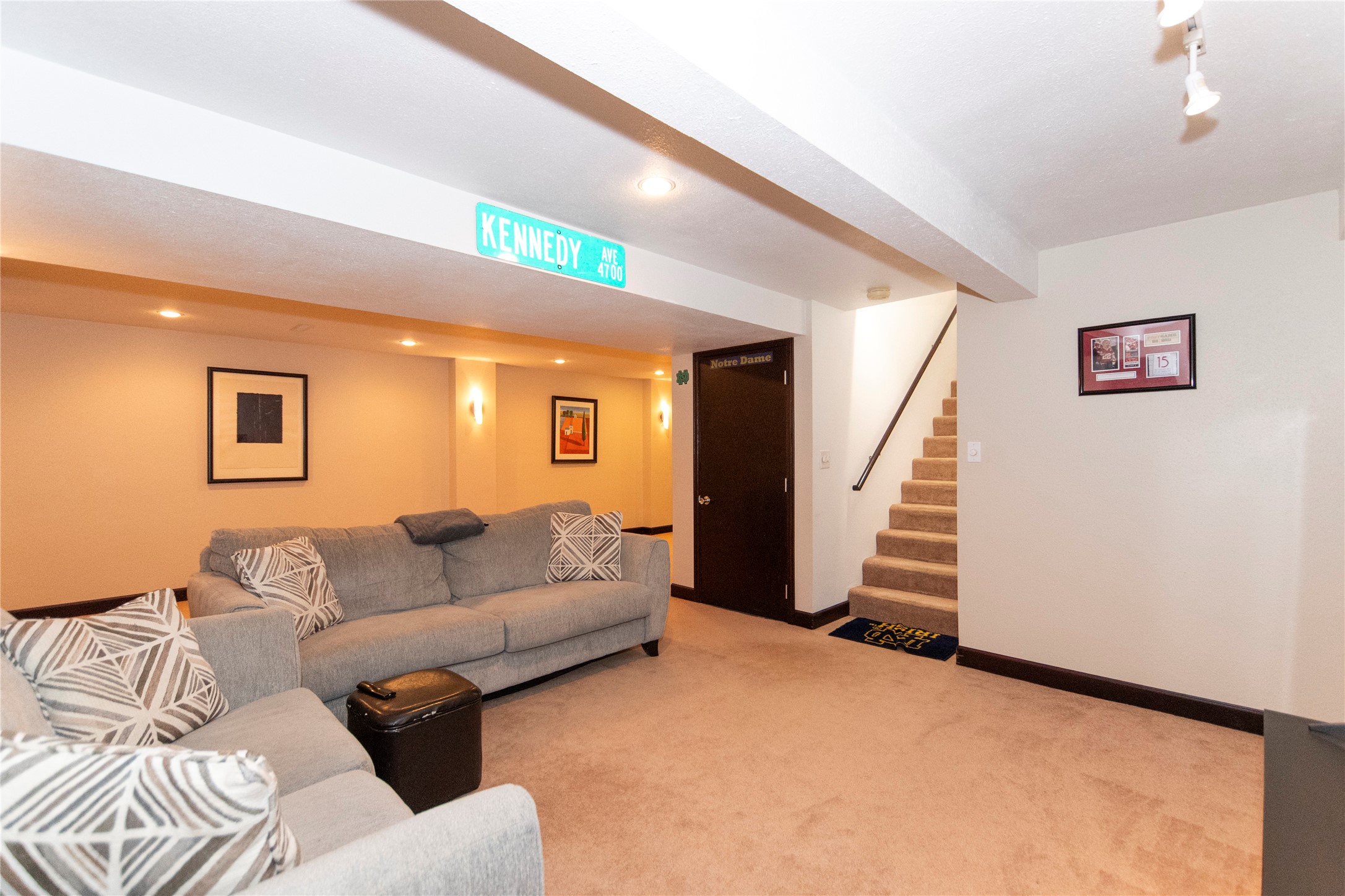 137 28th Court Property Photo 24