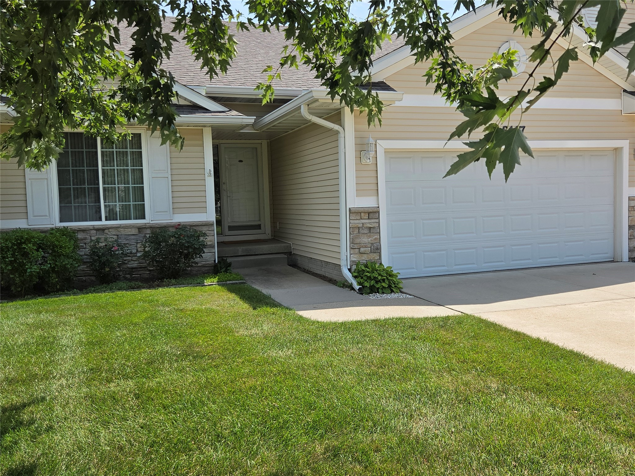 6117 NW 49th Street Property Photo 1