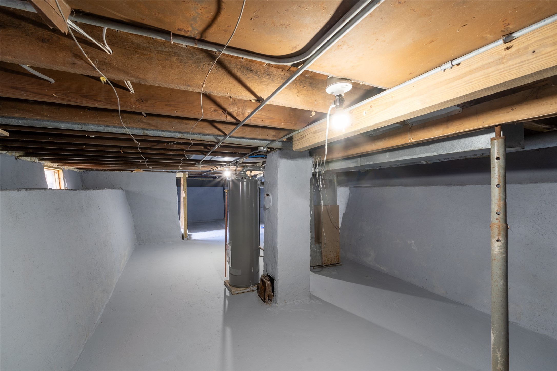 104 E 15th Street Property Photo 7