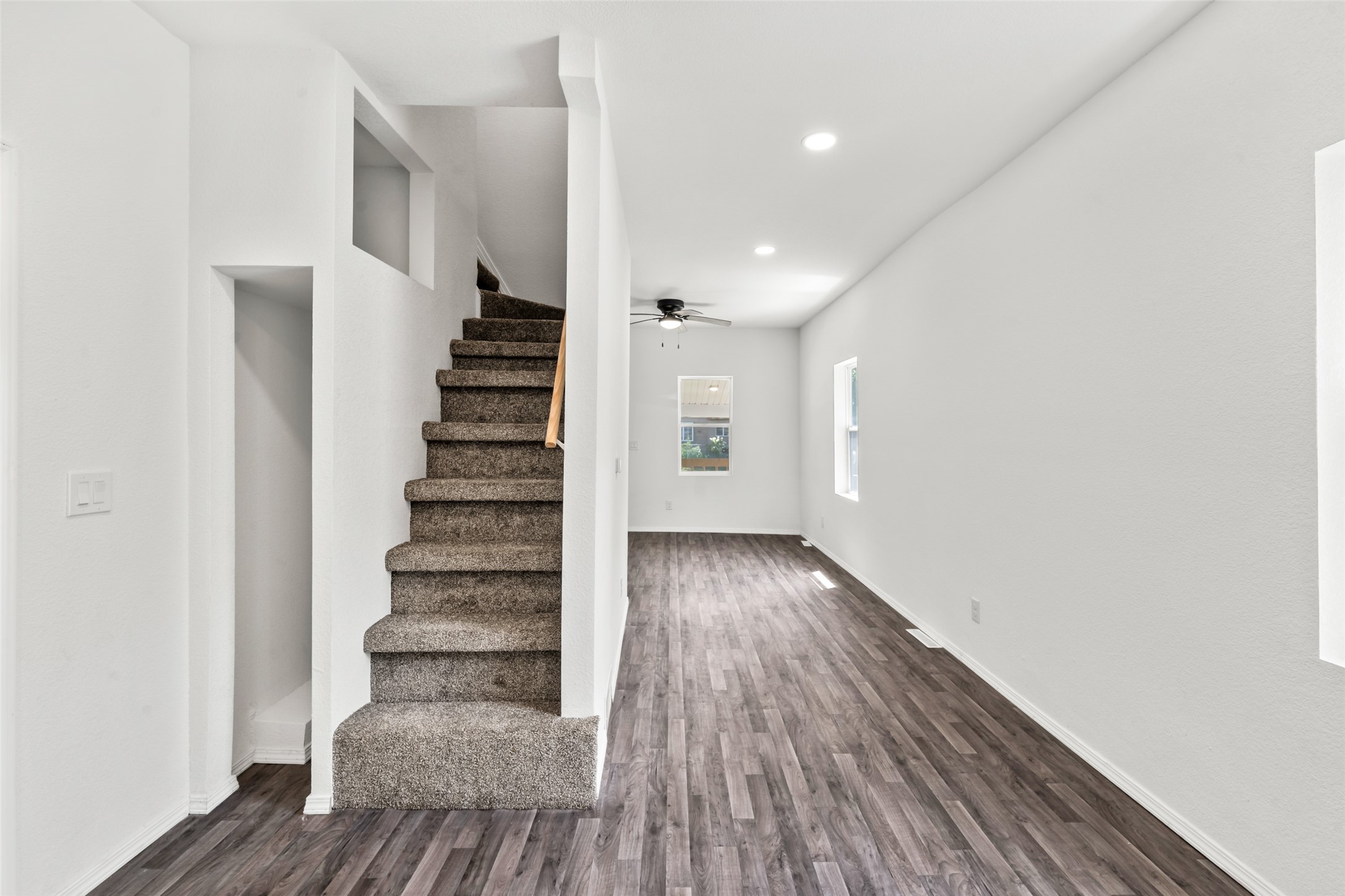 104 E 15th Street Property Photo 21