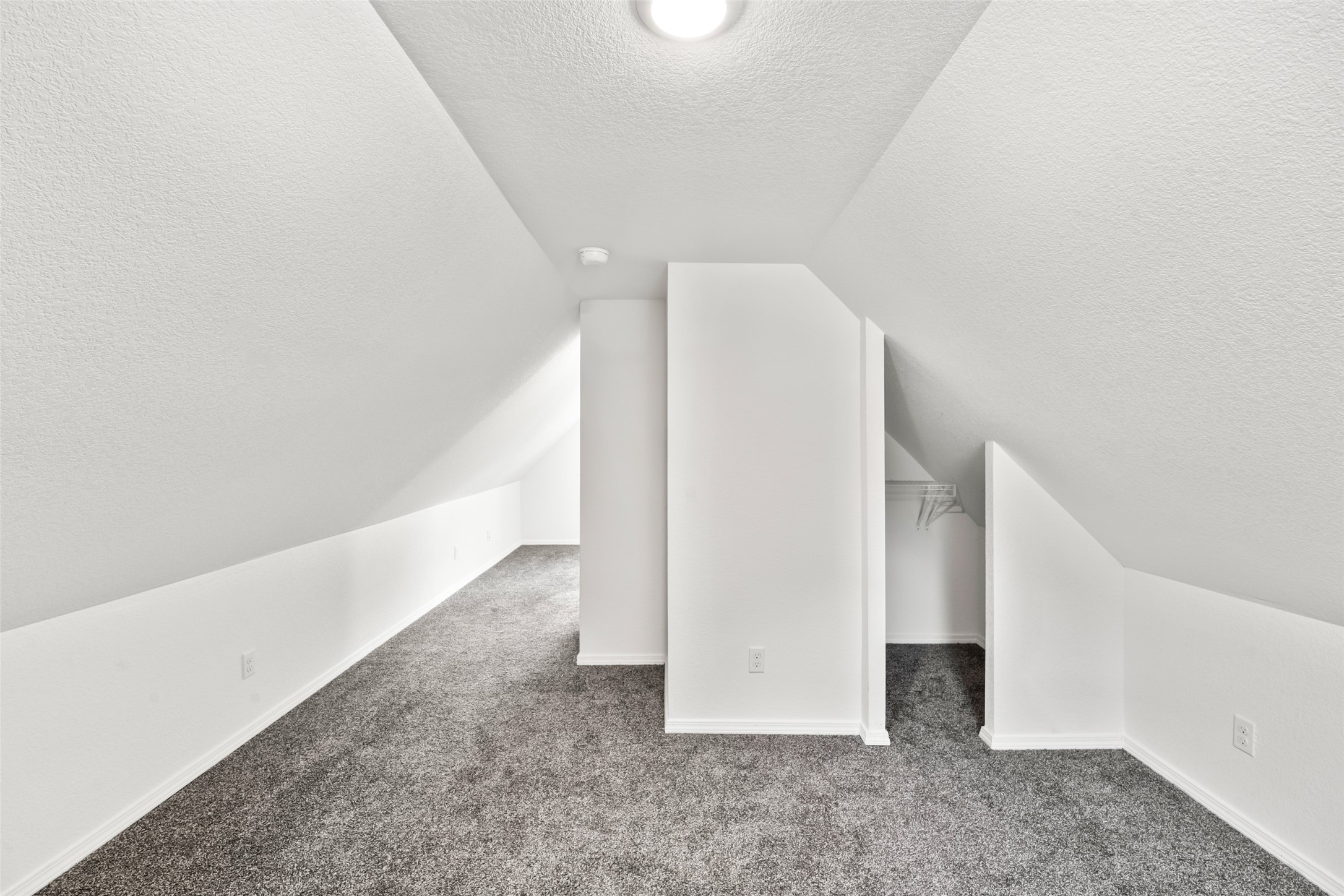 104 E 15th Street Property Photo 32